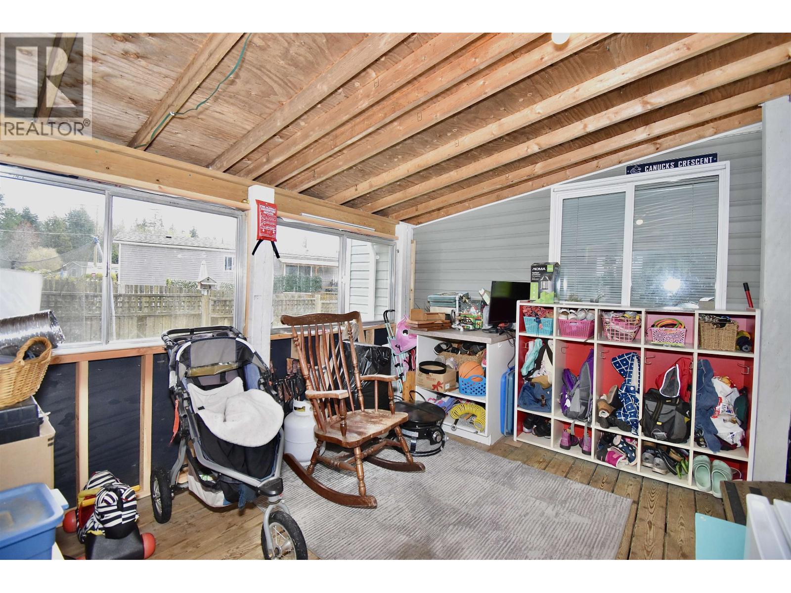 114 1413 SUNSHINE COAST HIGHWAY, Gibsons