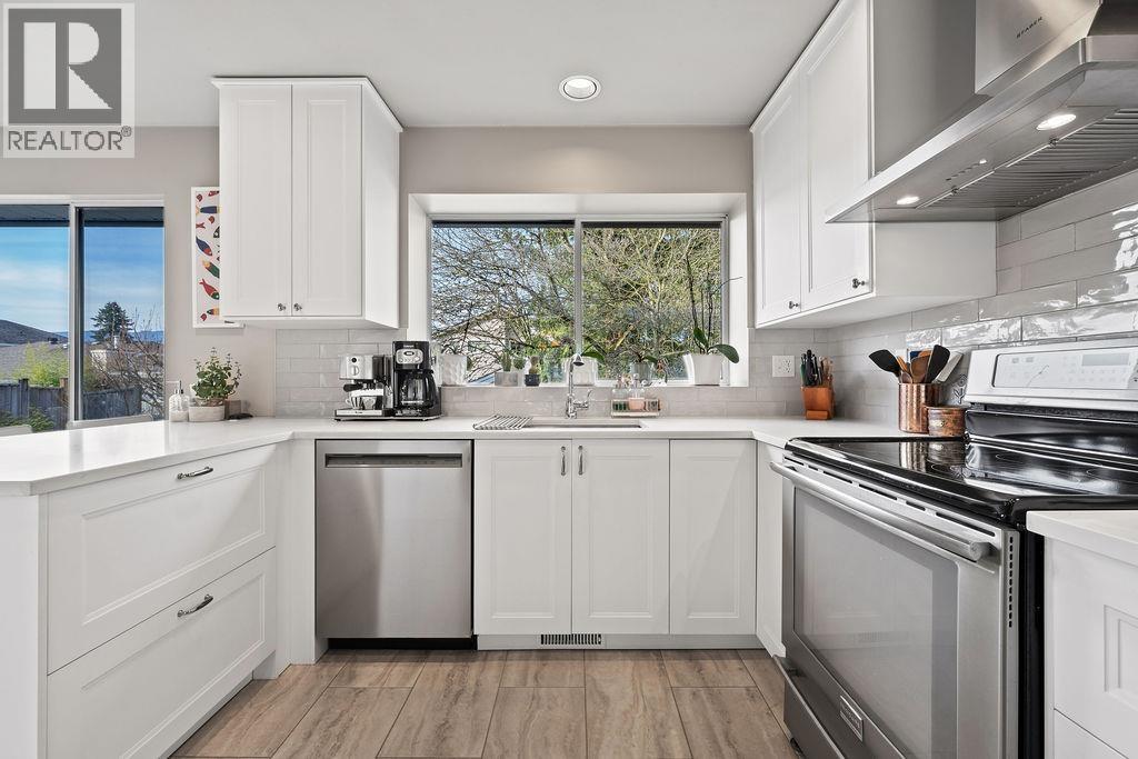 19620 SOMERSET DRIVE, Pitt Meadows