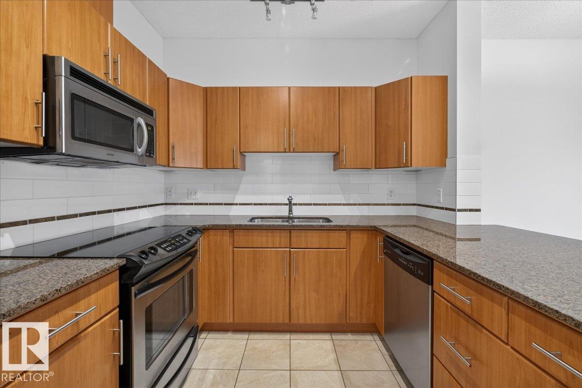 #303 10333 112 ST NW - 7