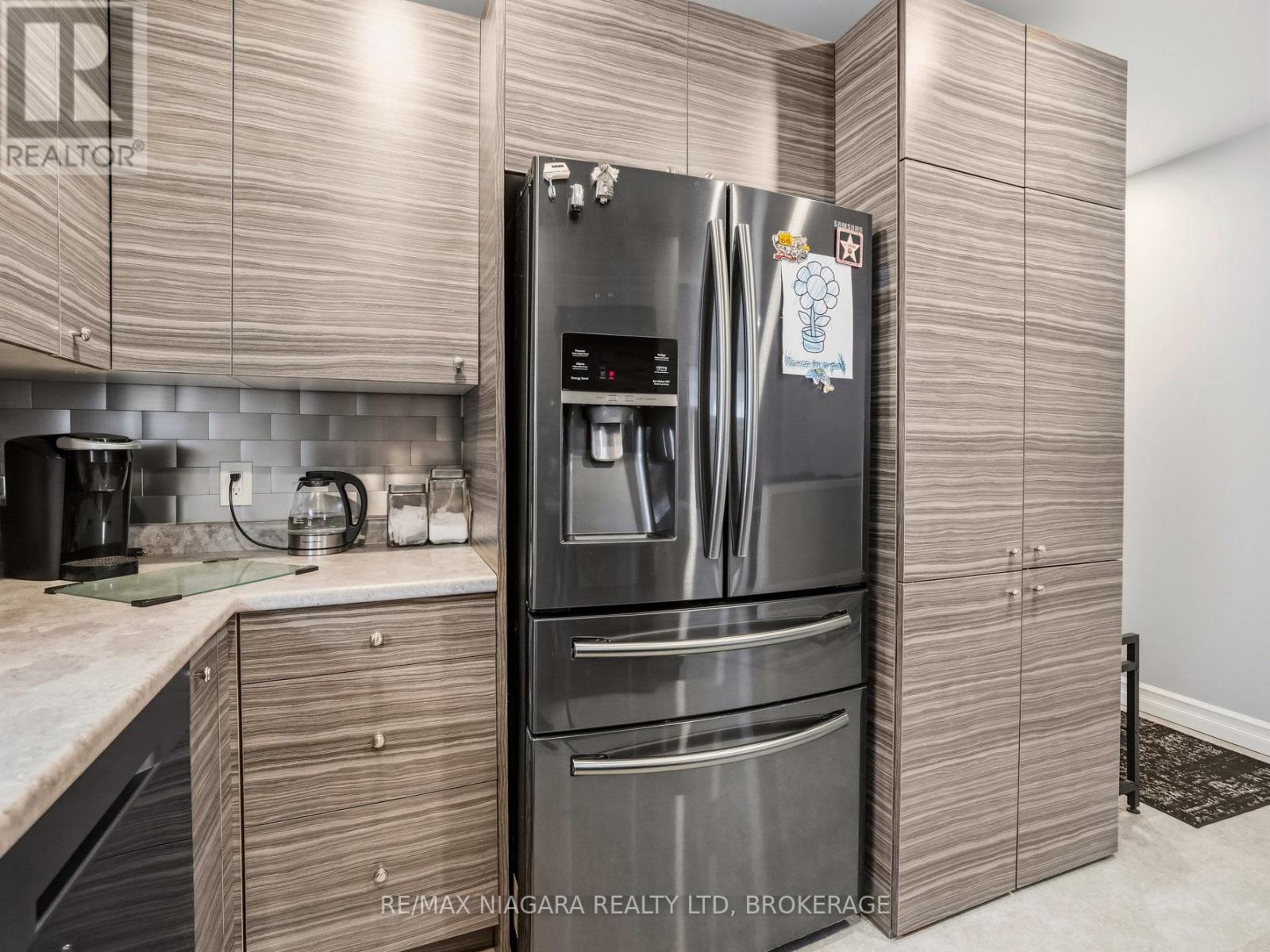 198 MURRAY STREET - 9