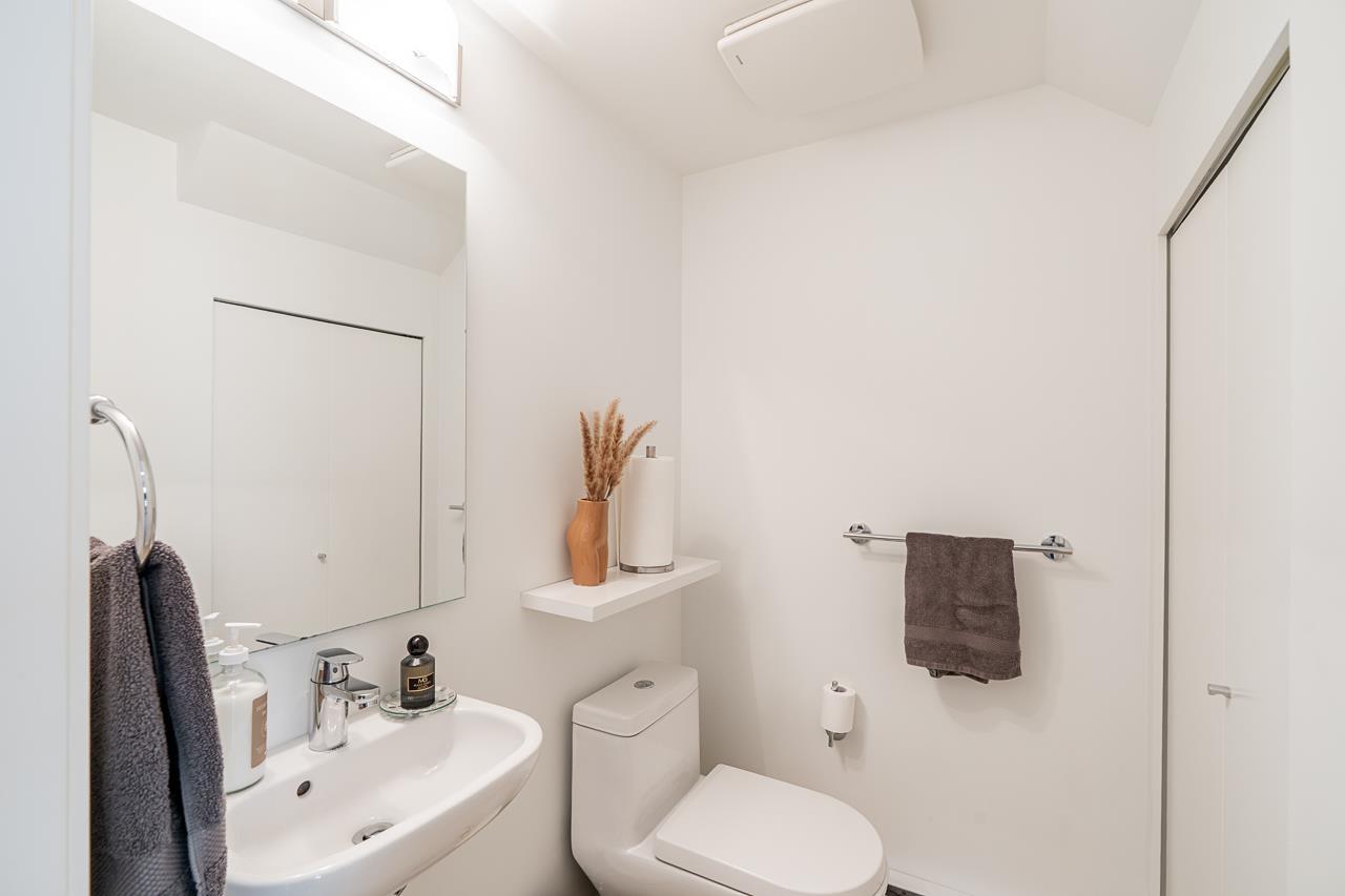 70 20857 77A AVENUE, Langley