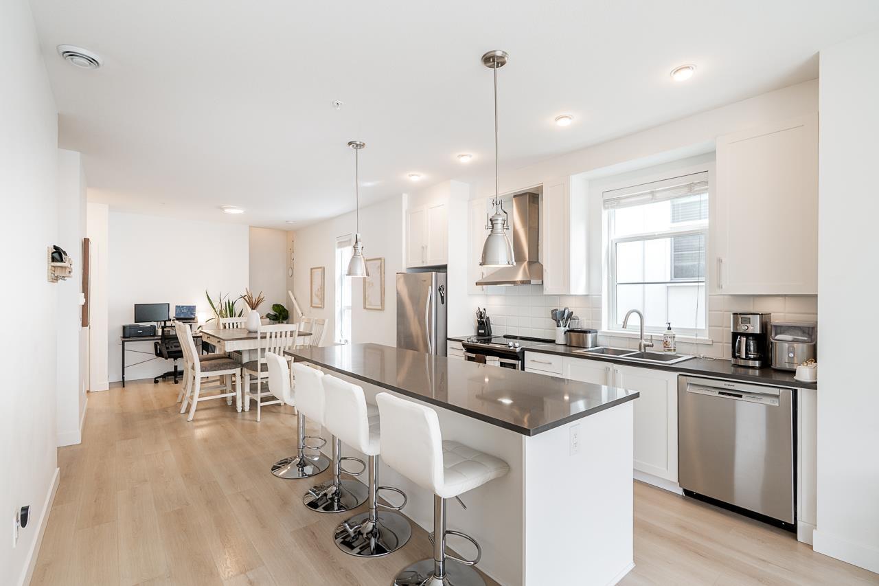 70 20857 77A AVENUE, Langley