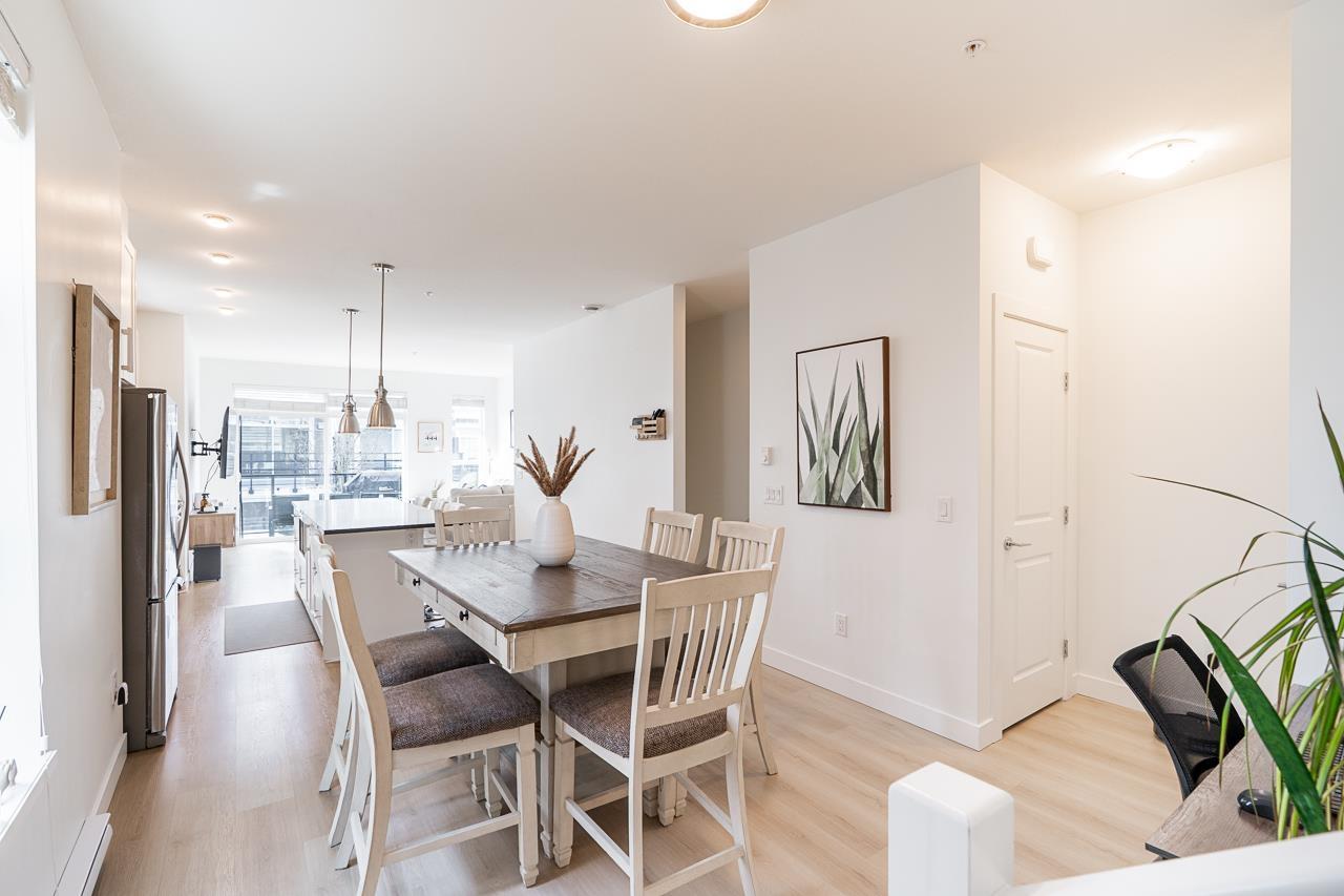 70 20857 77A AVENUE, Langley