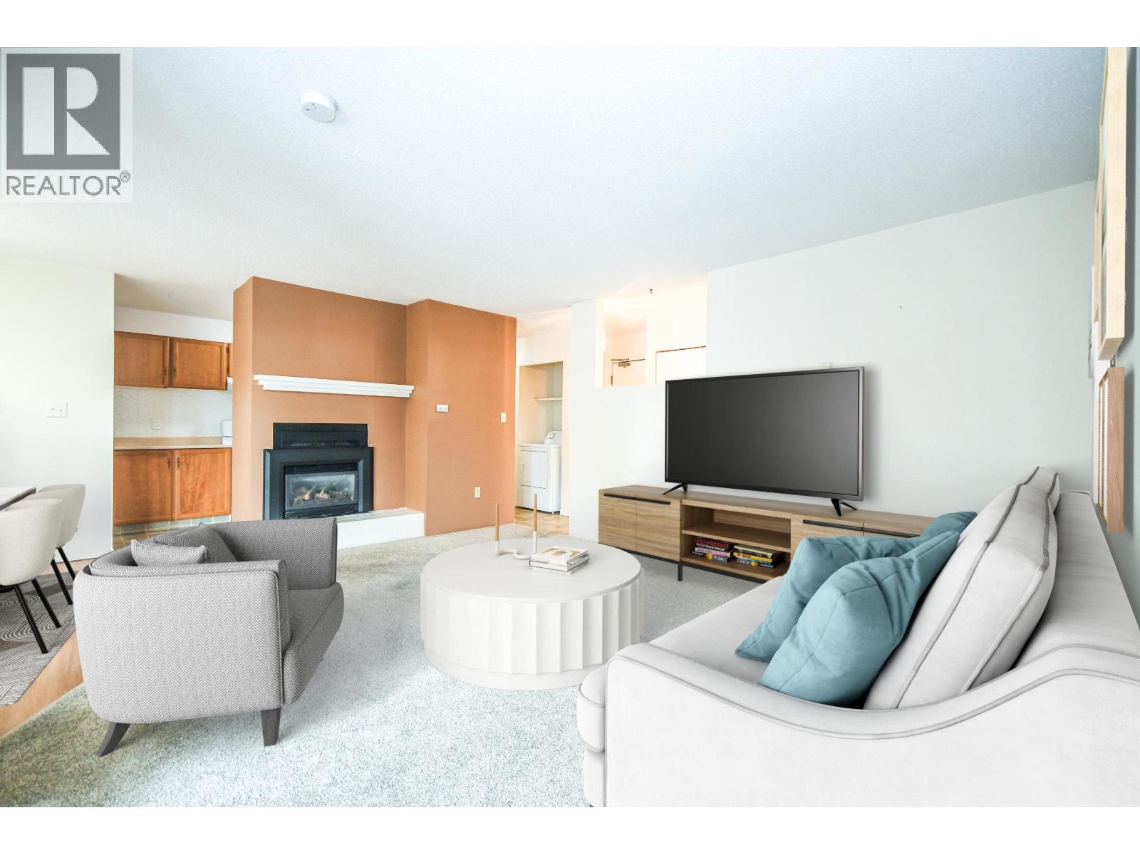 #123 3033 OSPIKA BOULEVARD - Image 2