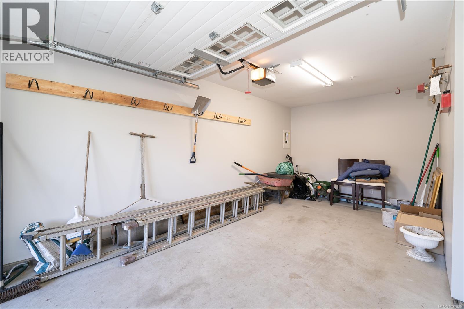 #4 601 NELSON ST - 29