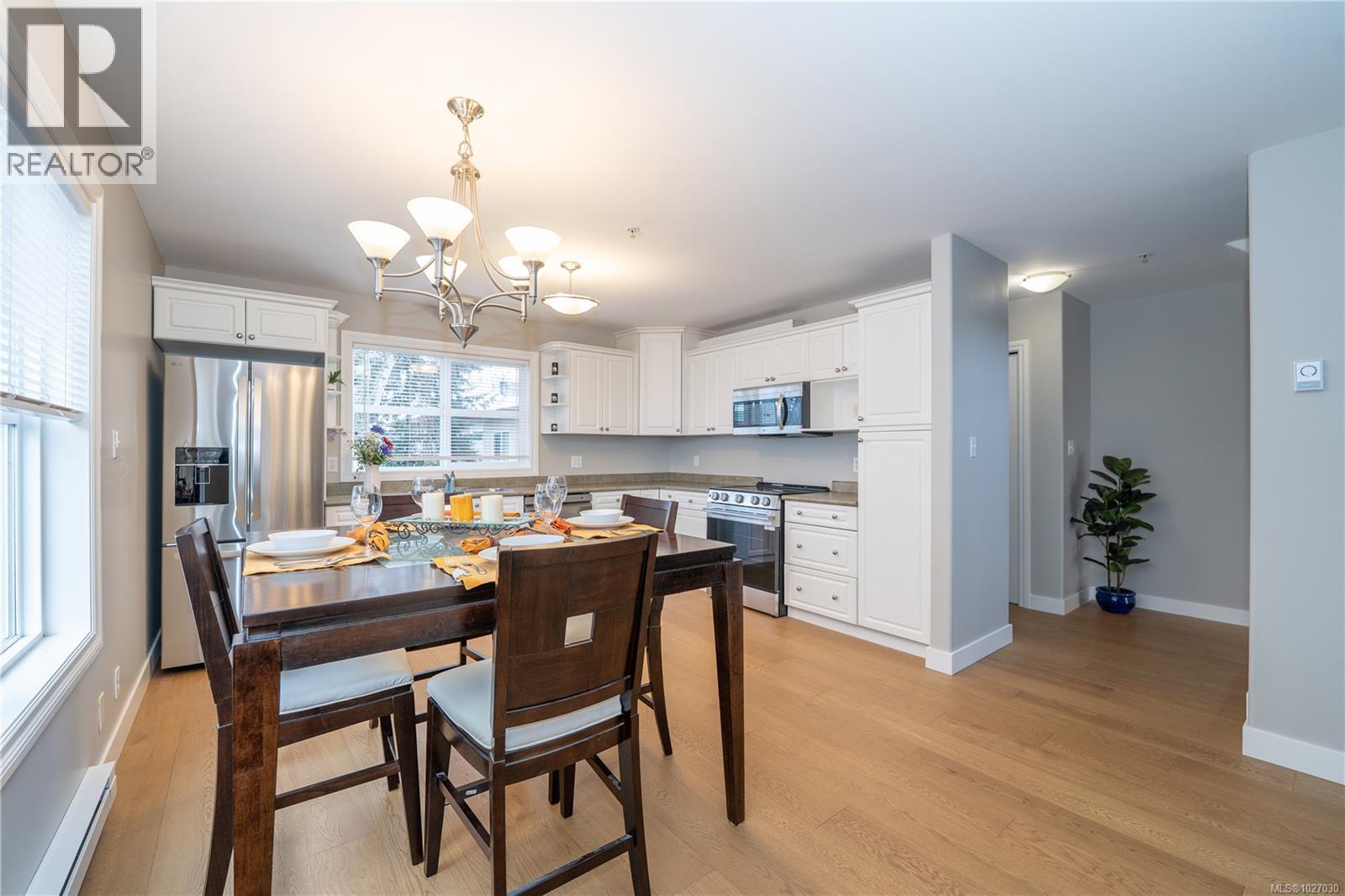 #4 601 NELSON ST - 13