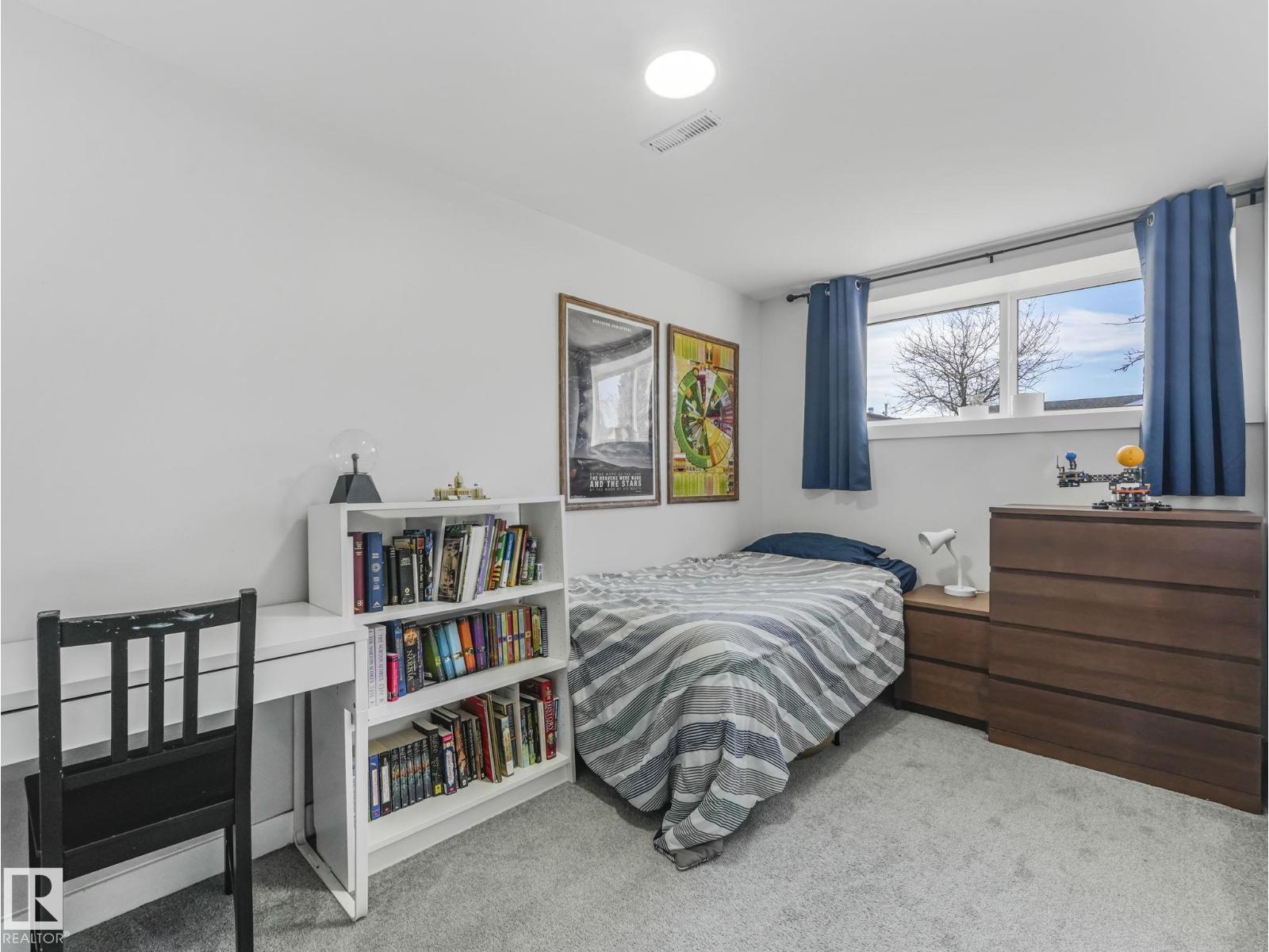 7336 149A AV NW, Edmonton