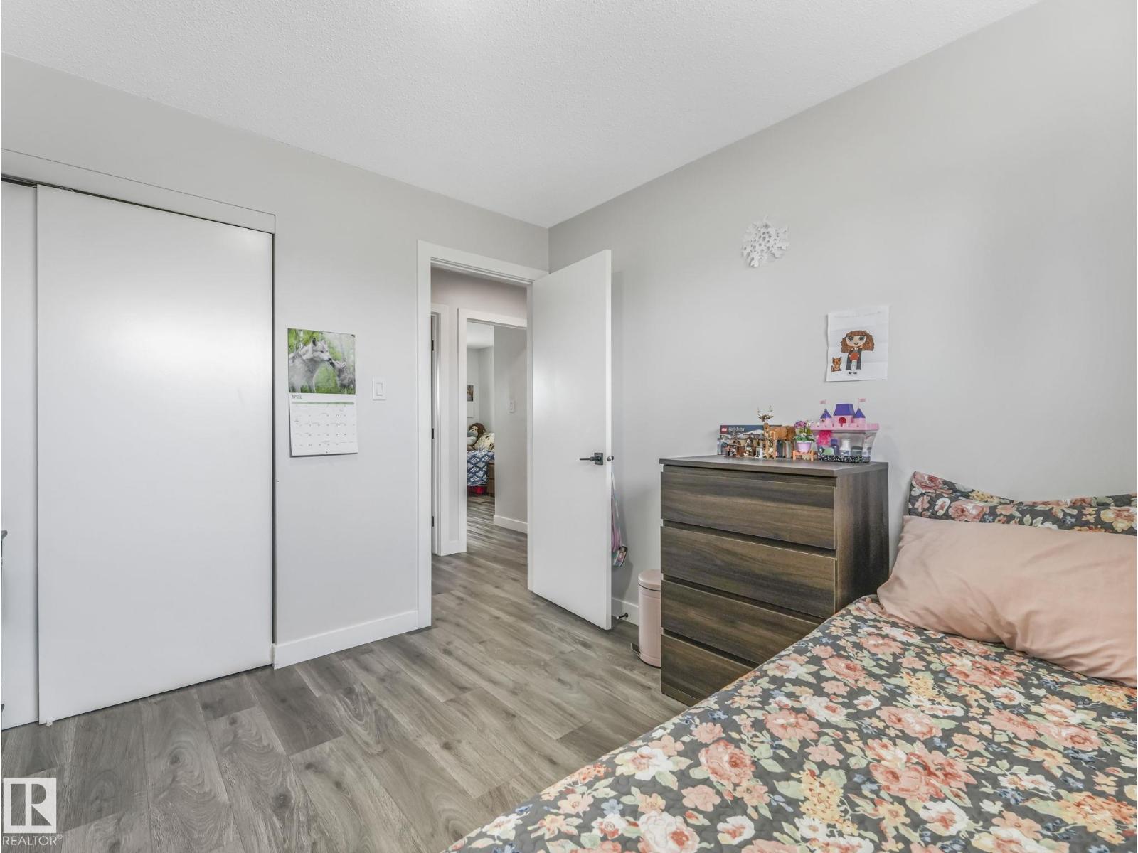 7336 149A AV NW, Edmonton