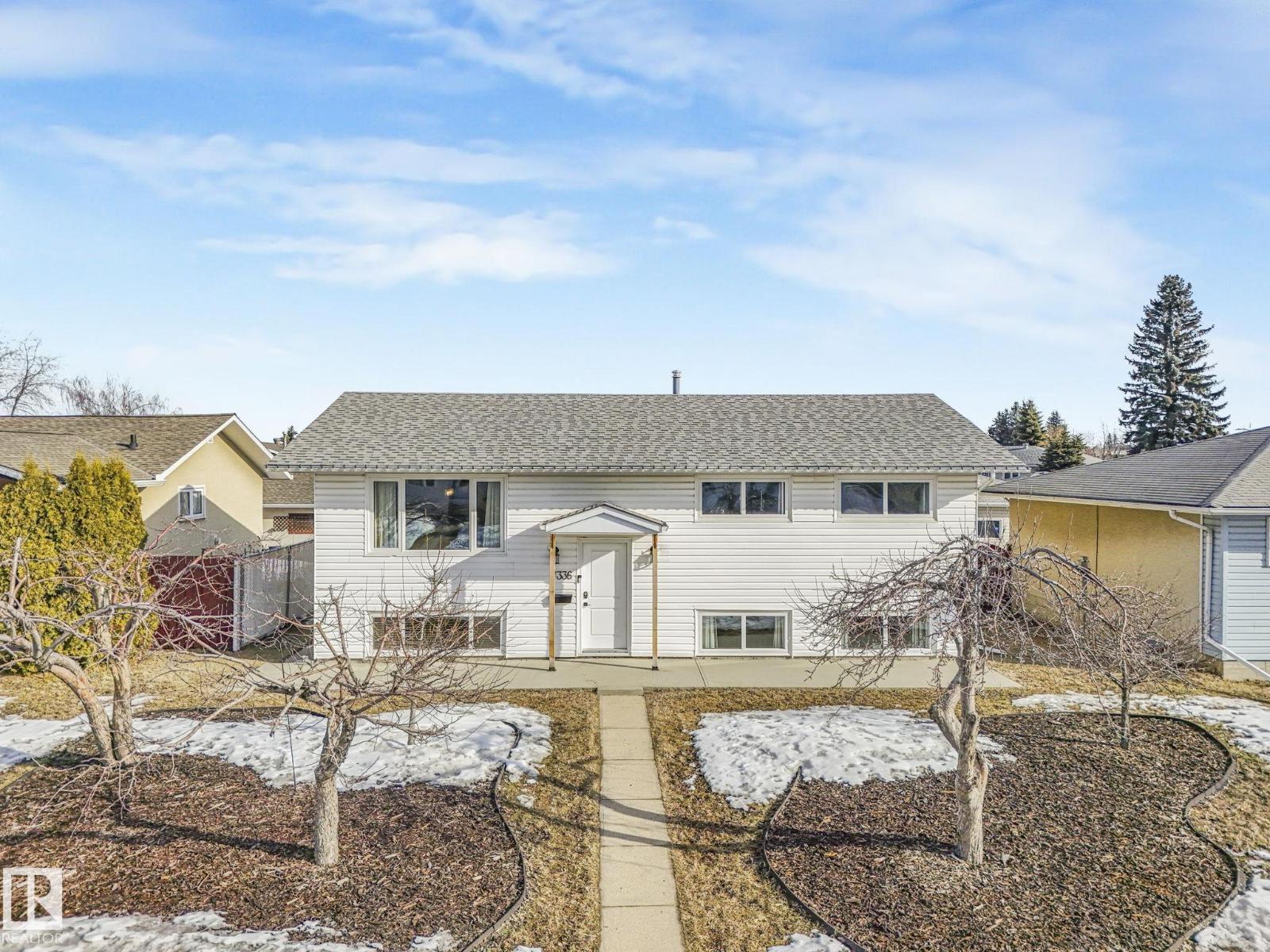 7336 149A AV NW, Edmonton