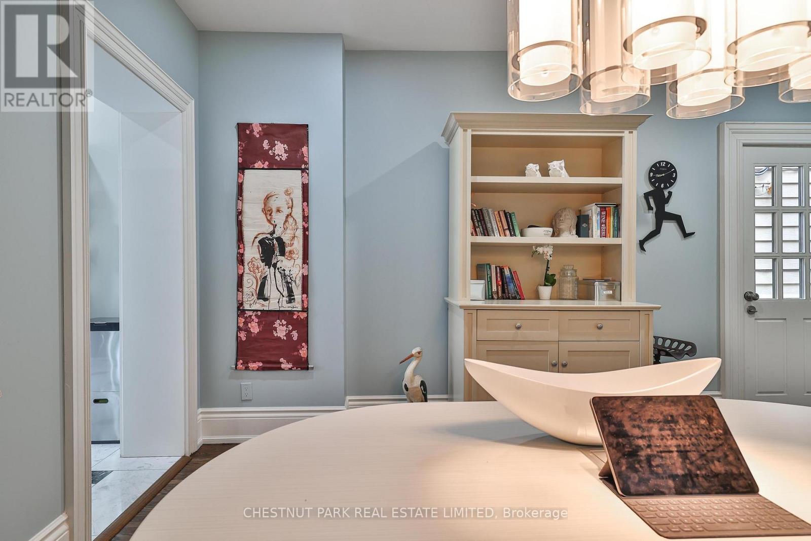 82 BELLEVUE AVENUE - 12