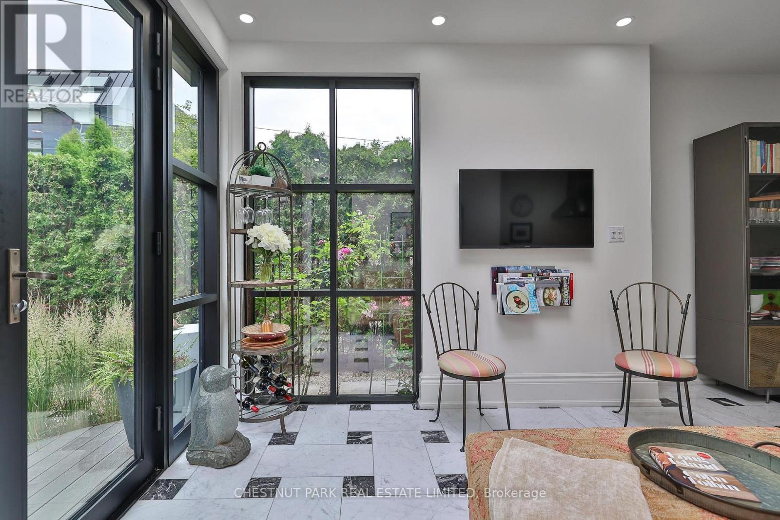 82 BELLEVUE AVENUE - 16