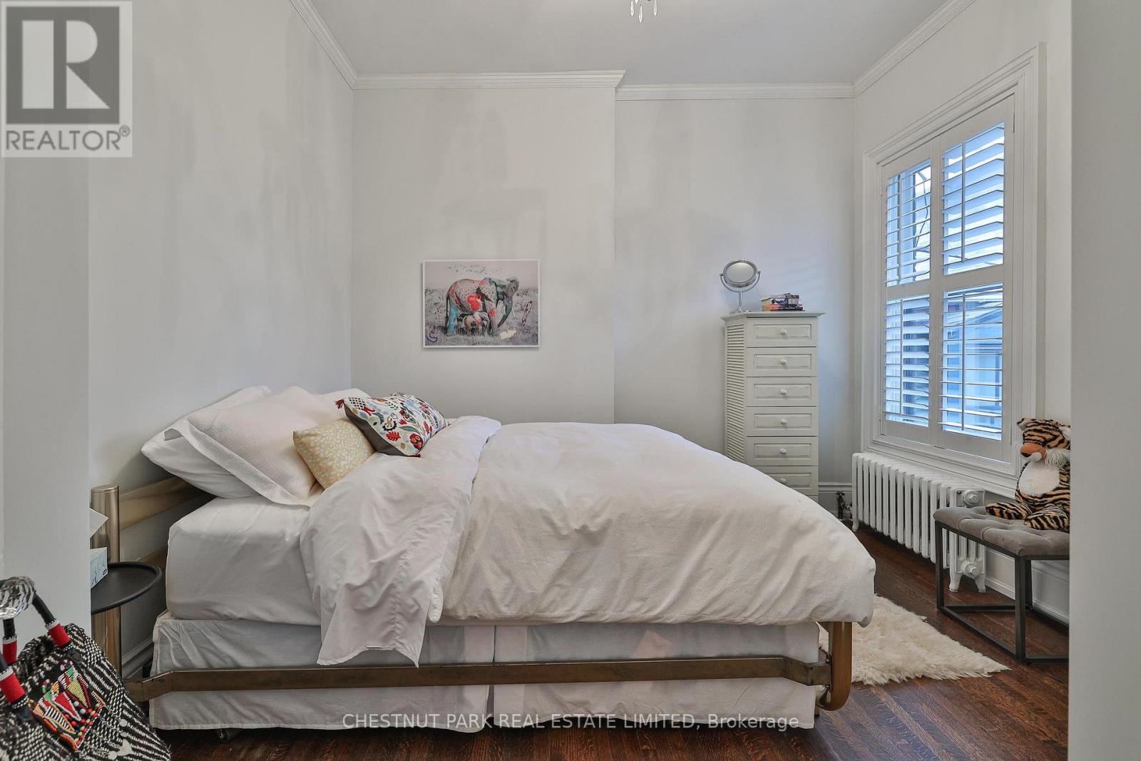 82 BELLEVUE AVENUE - 23