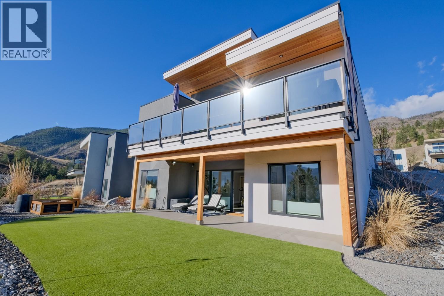 104 SKAHA BENCH Way, Penticton