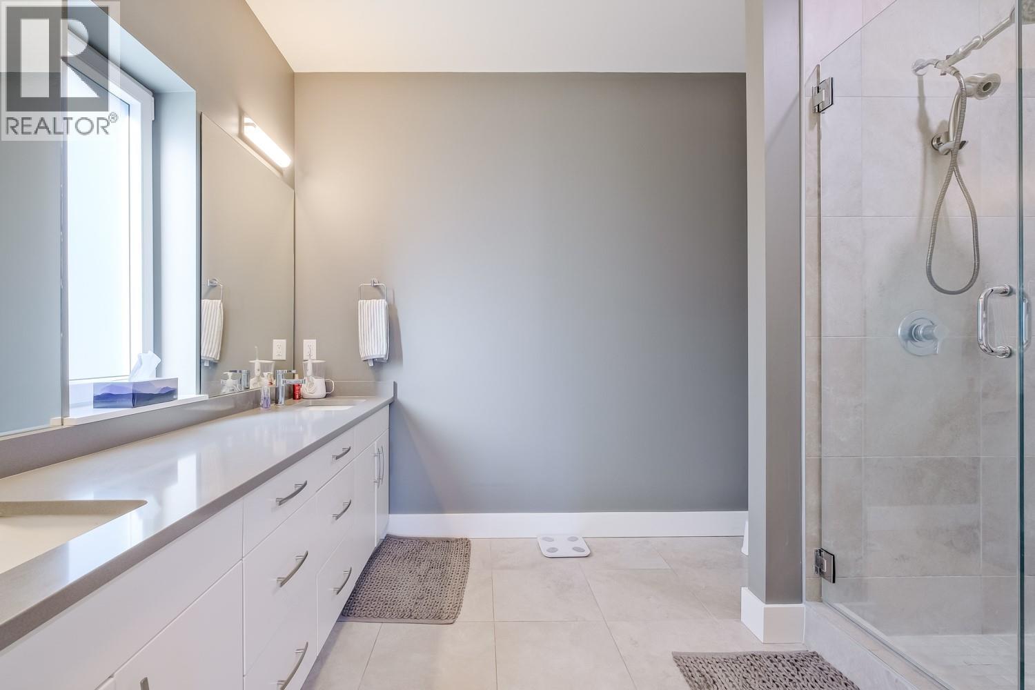 104 SKAHA BENCH Way, Penticton