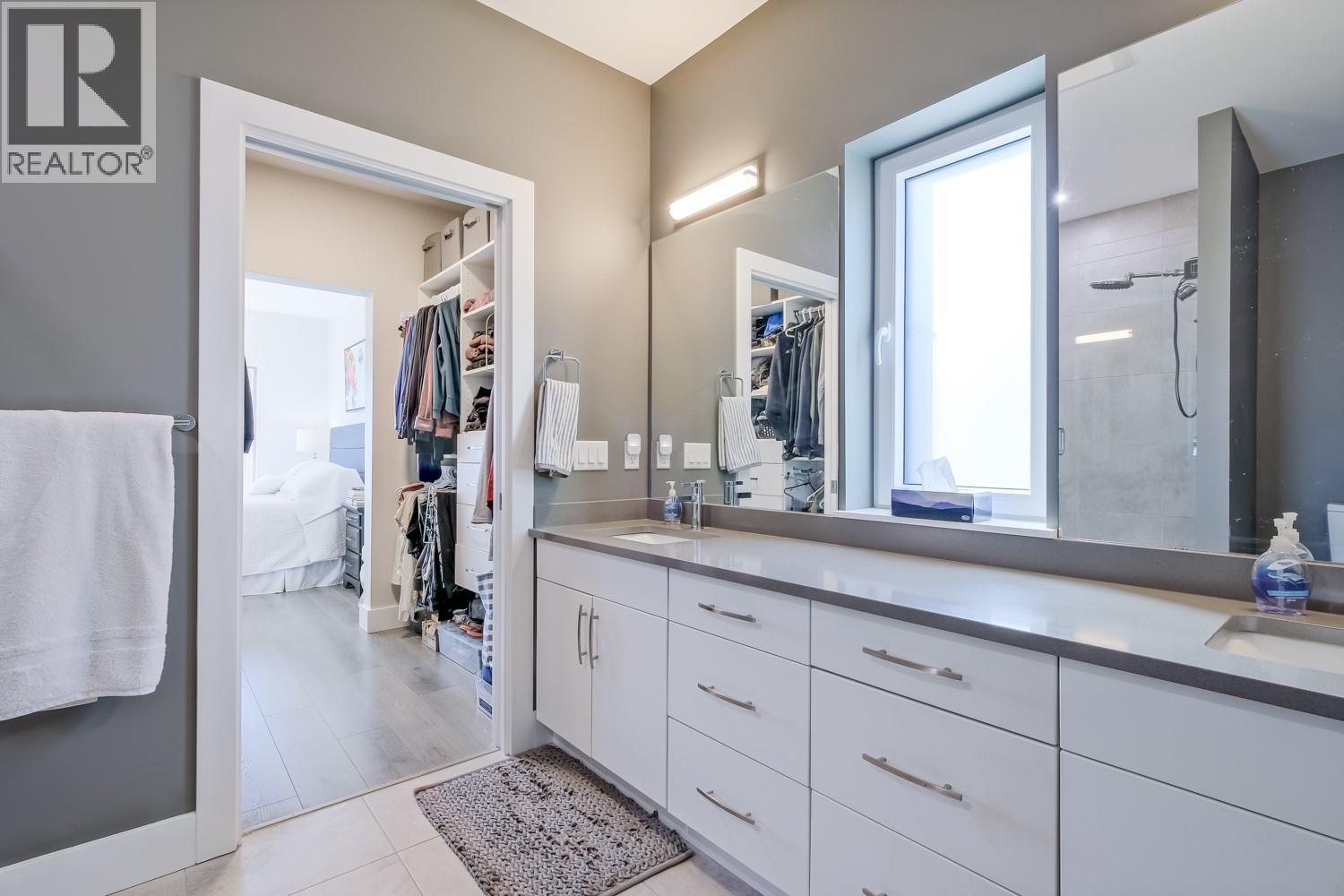 104 SKAHA BENCH Way, Penticton