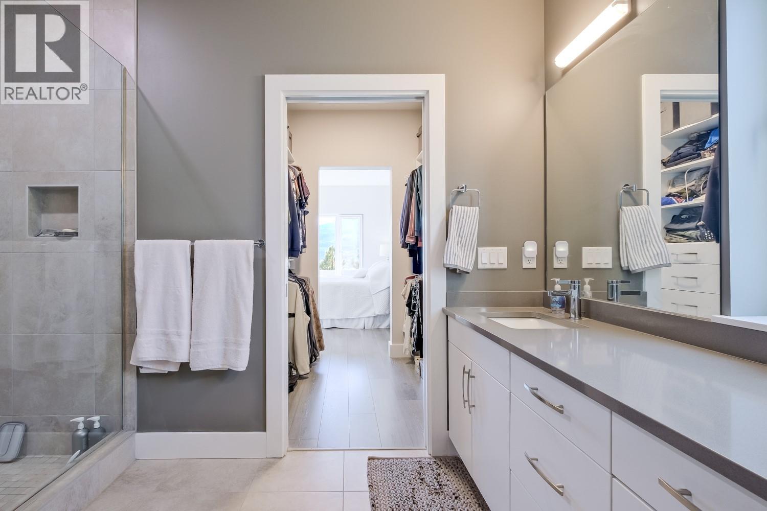 104 SKAHA BENCH Way, Penticton