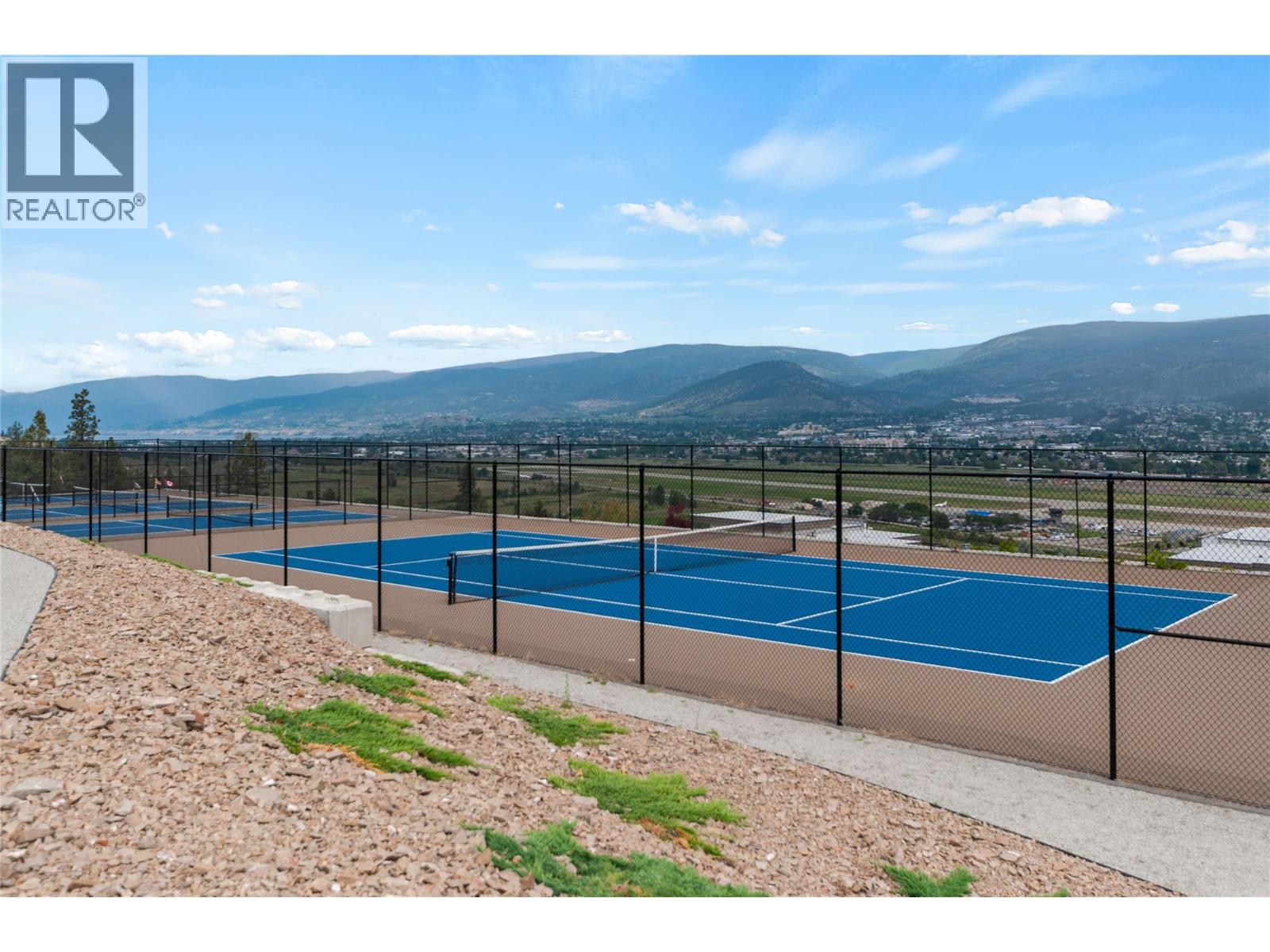 104 SKAHA BENCH Way, Penticton