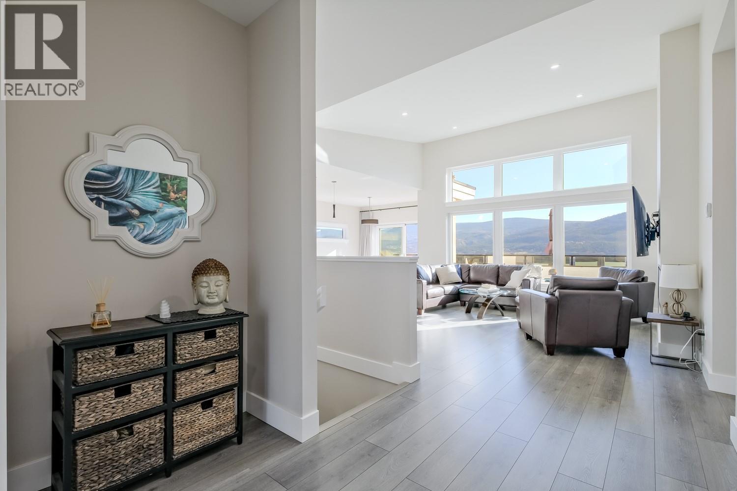 104 SKAHA BENCH Way, Penticton