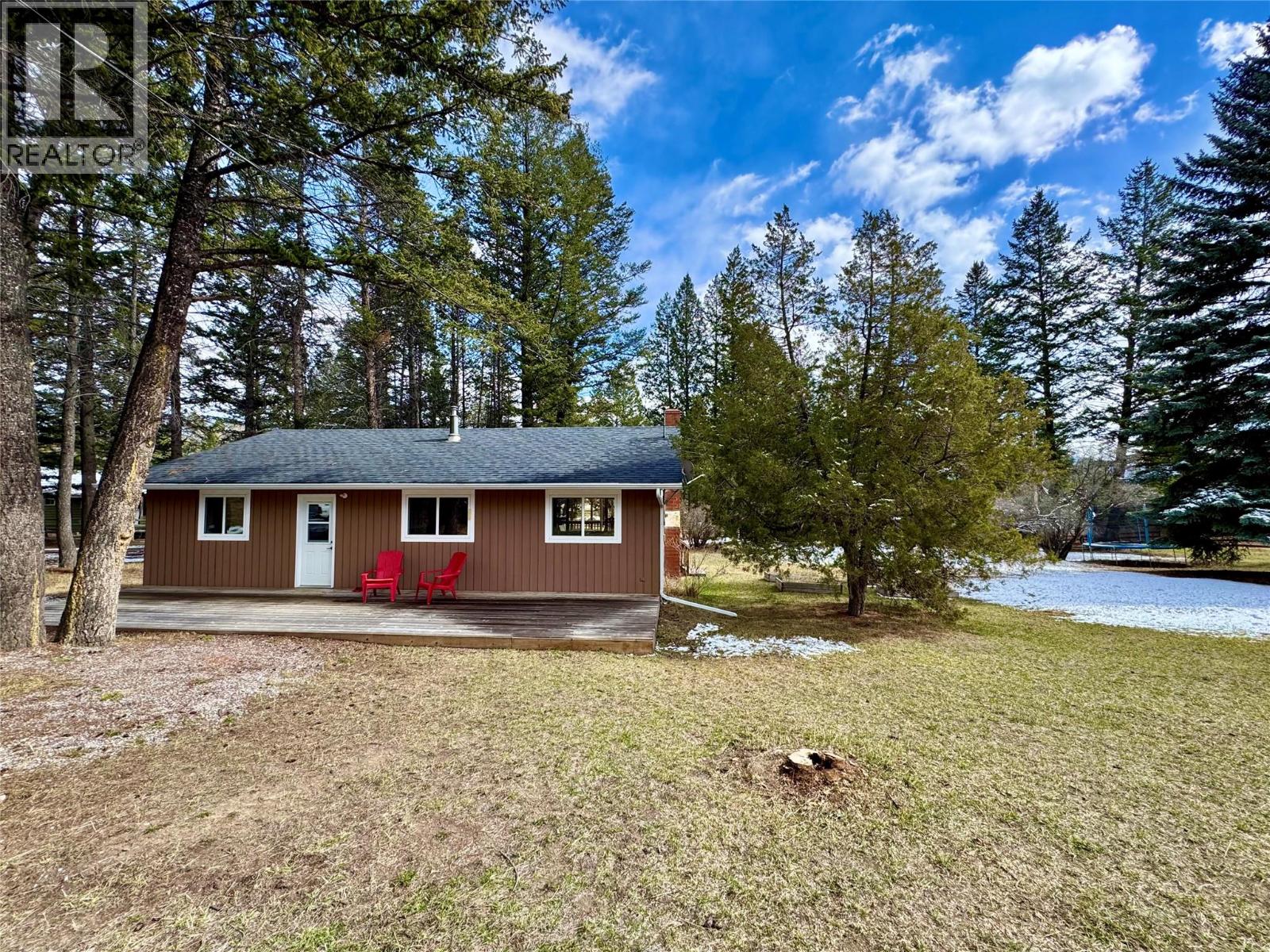 8279 Sun Creek Road, Canal Flats