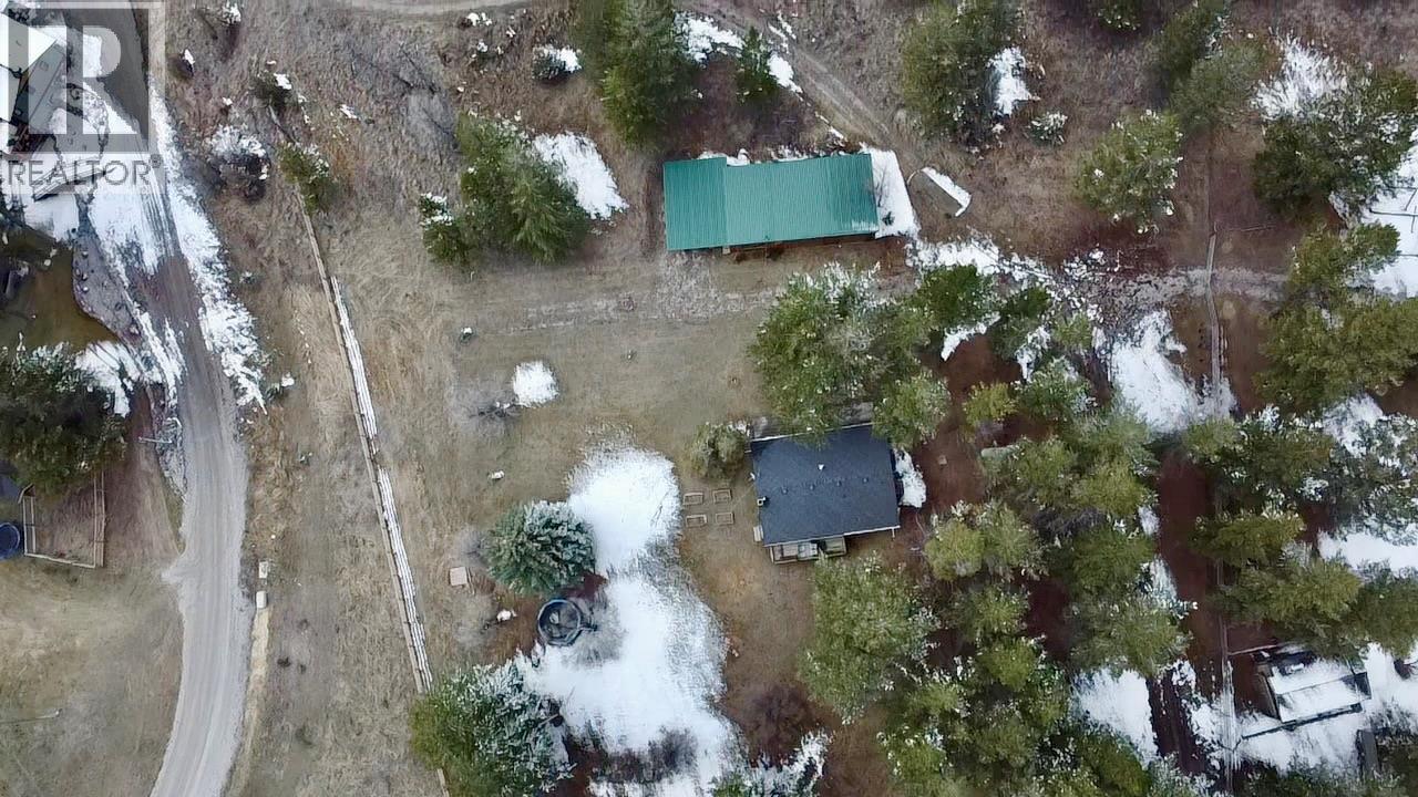 8279 Sun Creek Road, Canal Flats