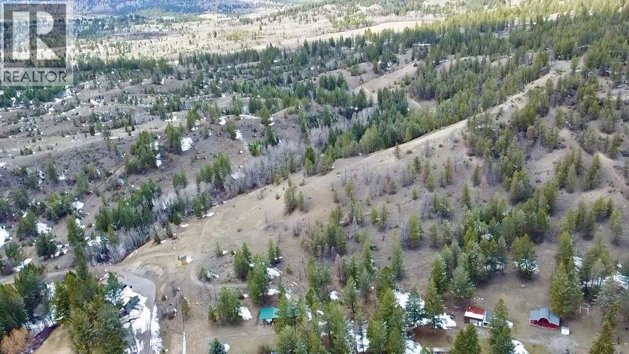 8279 Sun Creek Road, Canal Flats