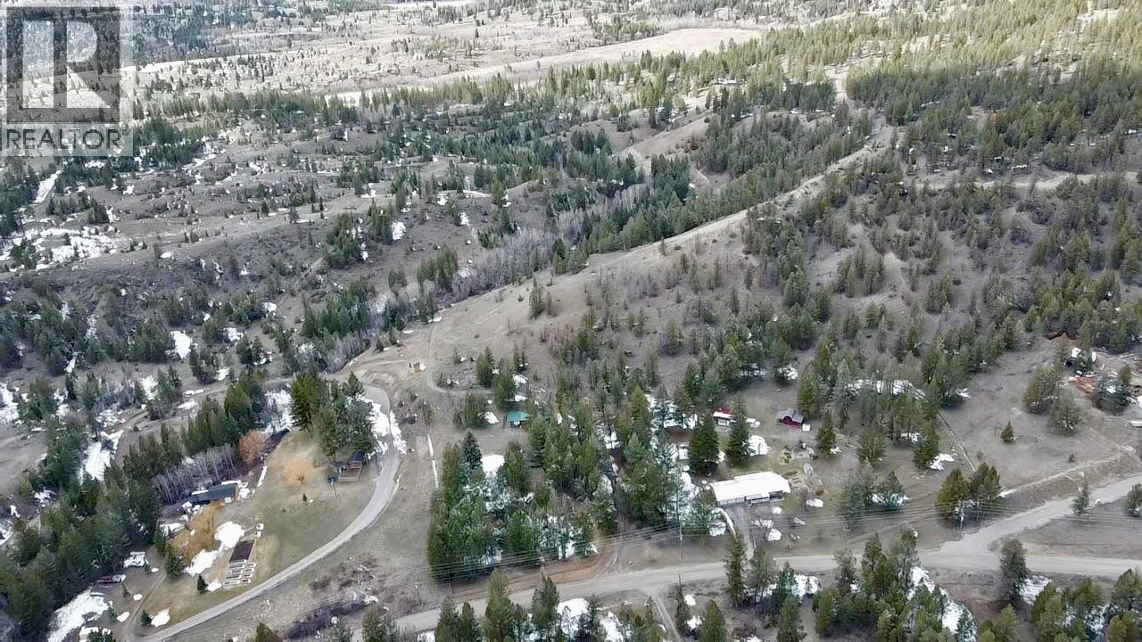 8279 Sun Creek Road, Canal Flats