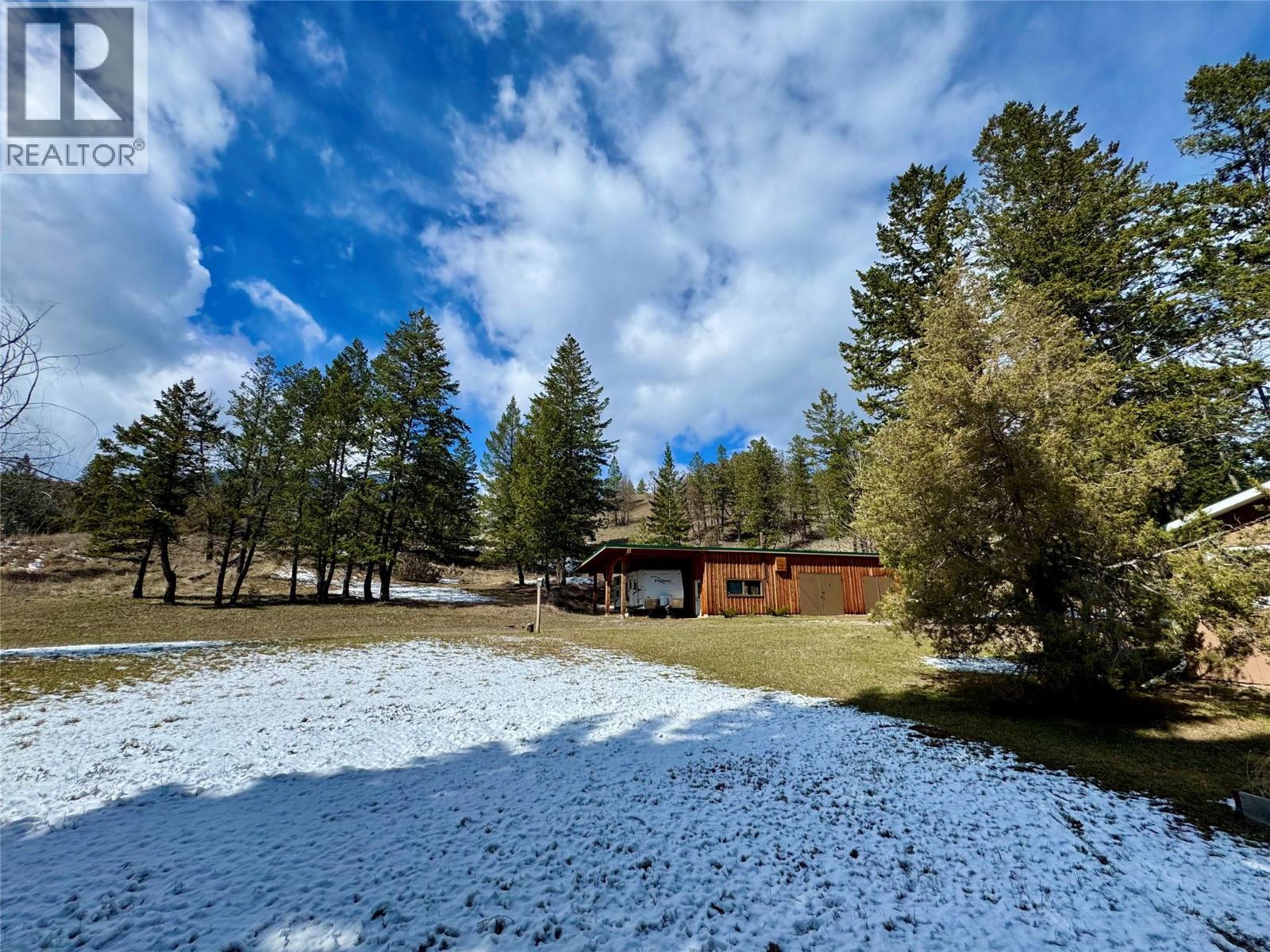 8279 Sun Creek Road, Canal Flats