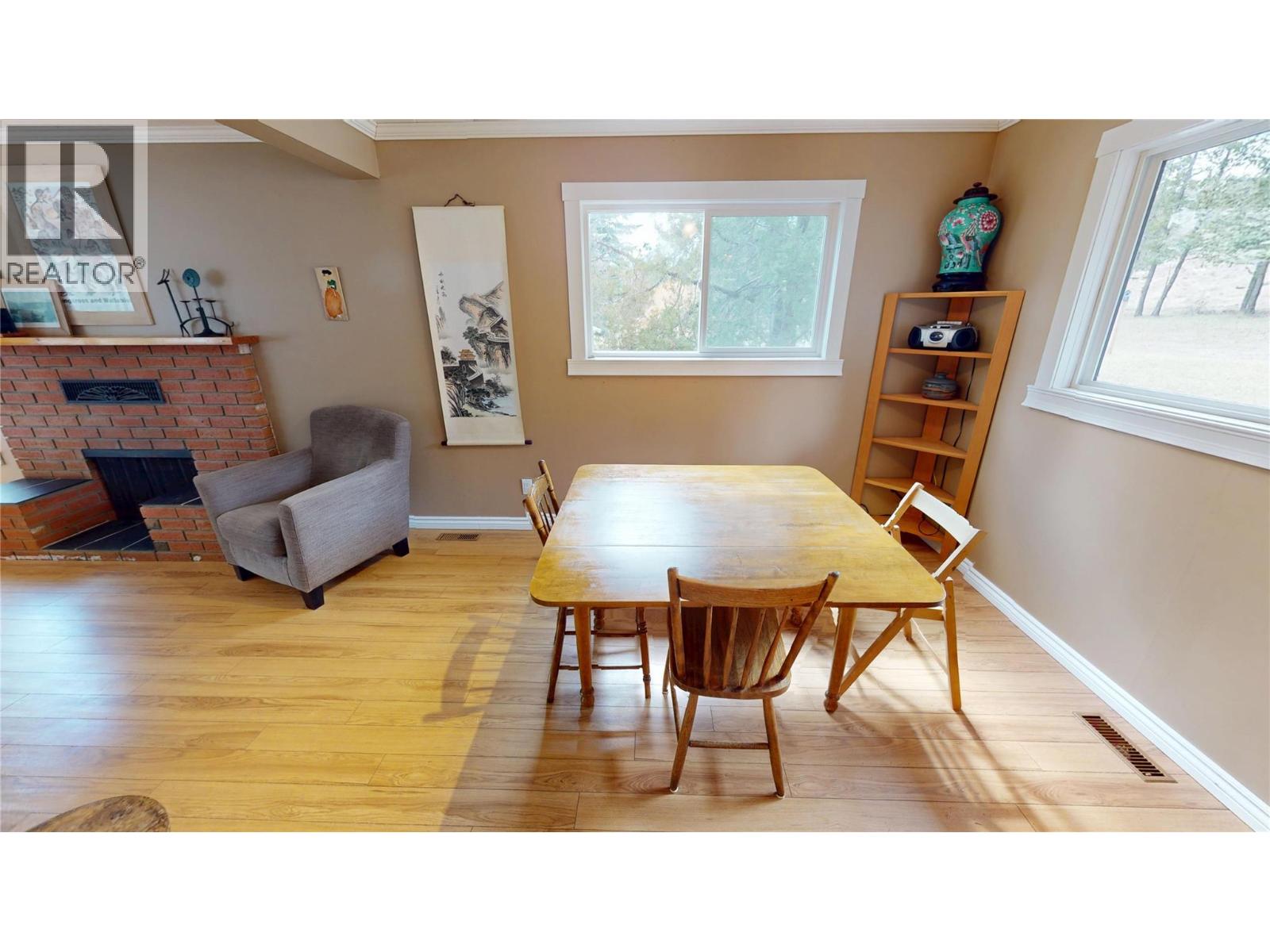 8279 Sun Creek Road, Canal Flats