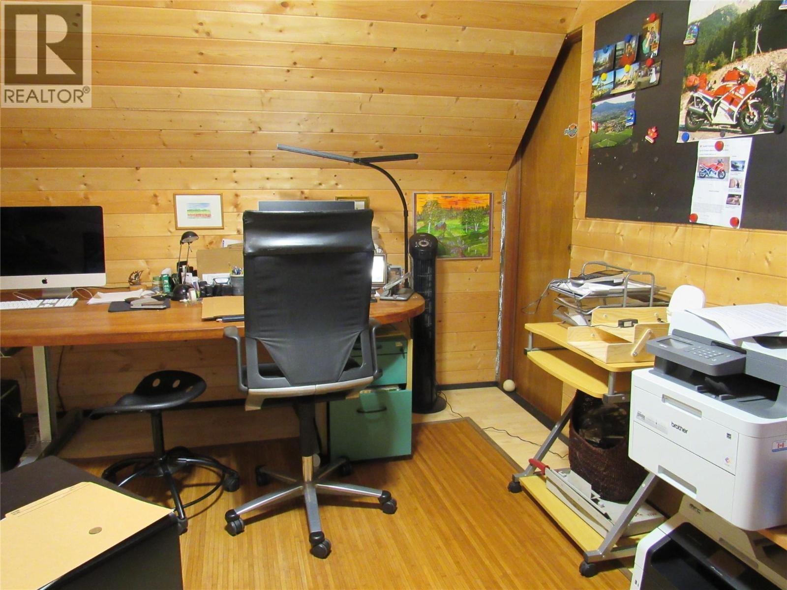 5375 Allendale Crescent, Castlegar