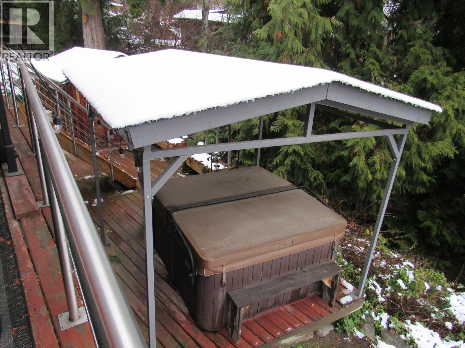 5375 Allendale Crescent, Castlegar