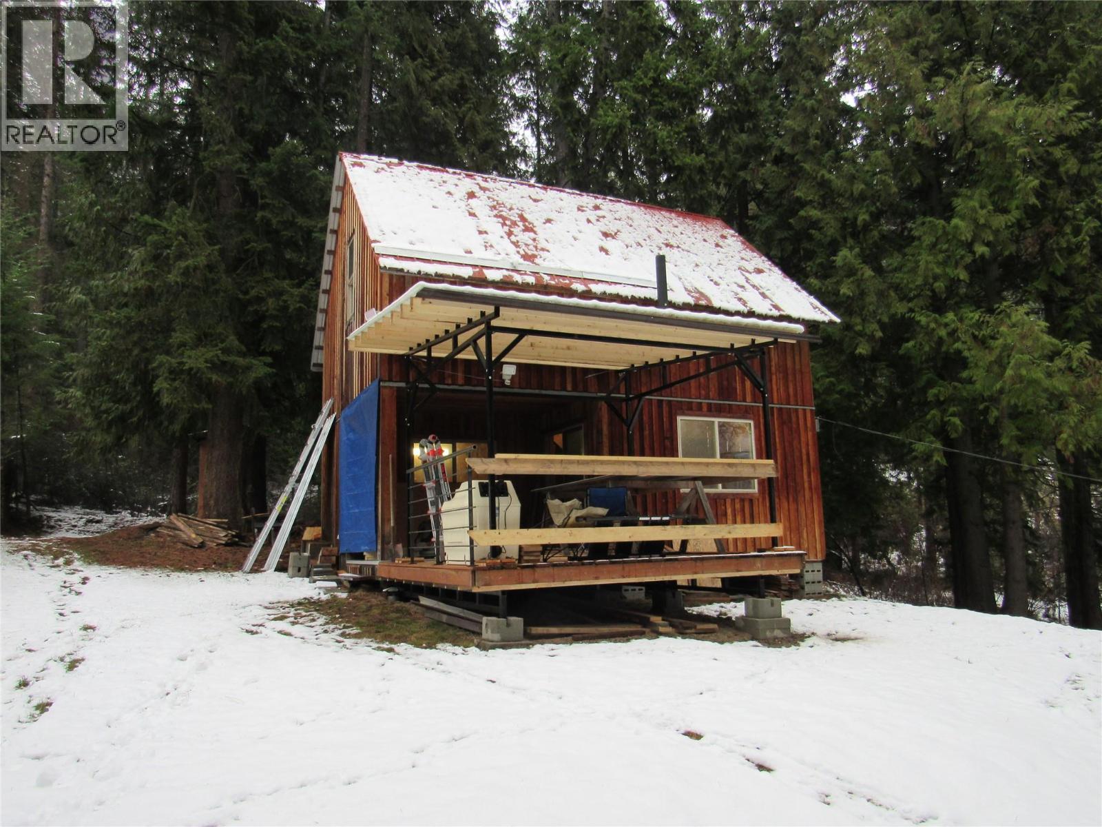 5375 Allendale Crescent, Castlegar