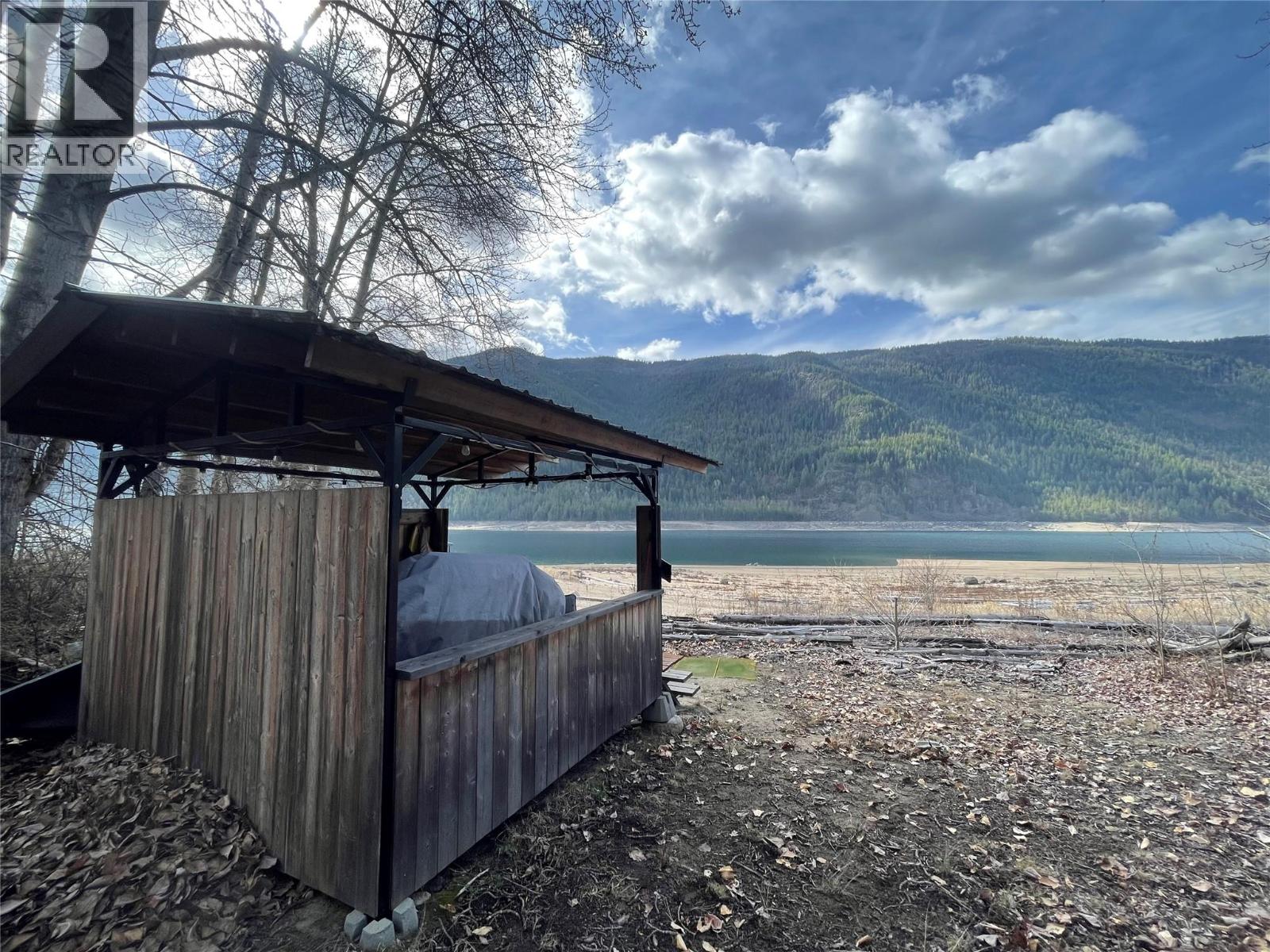 5375 Allendale Crescent, Castlegar