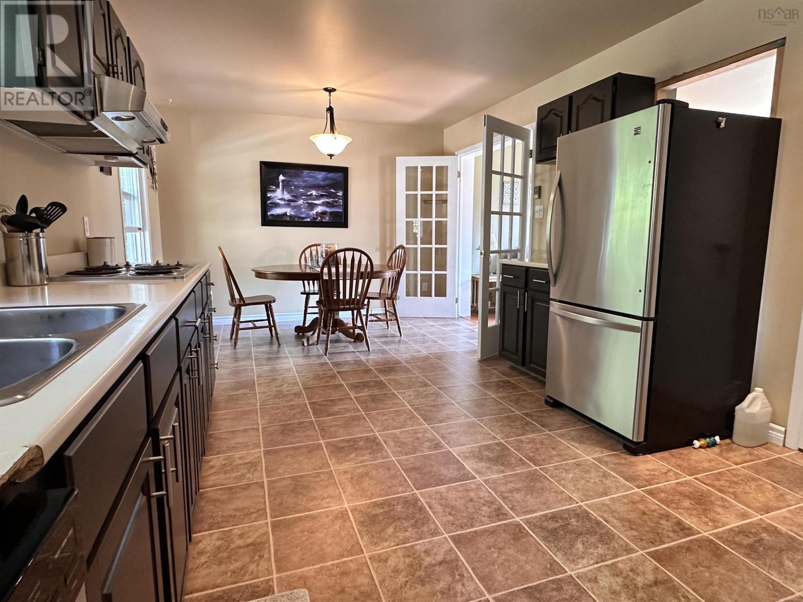 Property 5 of 25 of 41 James Street