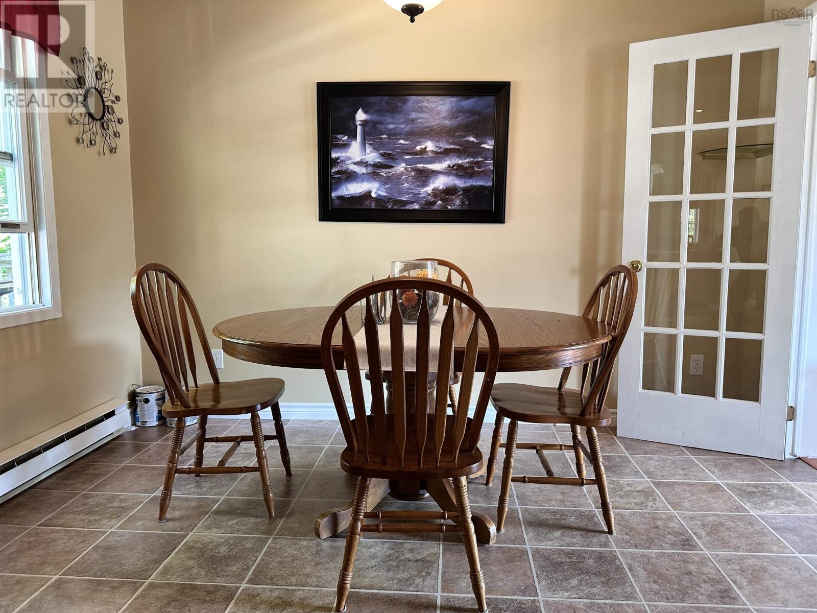 Property 8 of 25 of 41 James Street