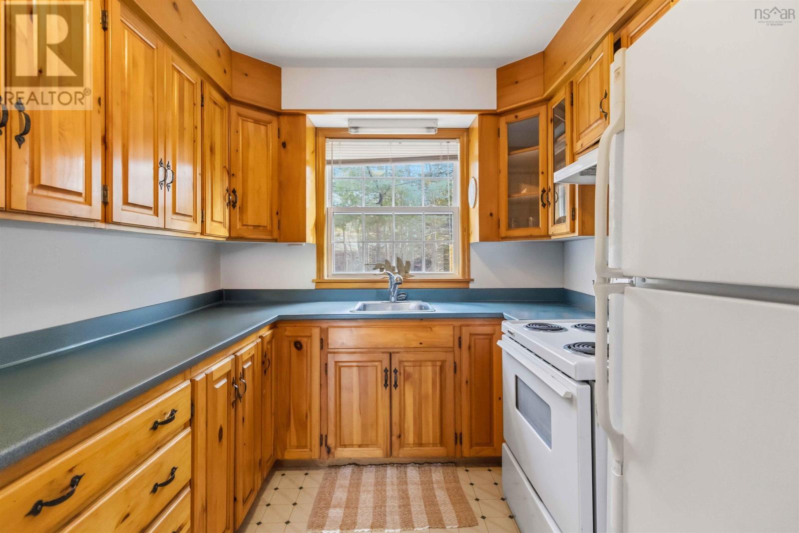 Property 15 of 25 of 3577/3577A Highway 2 Highway