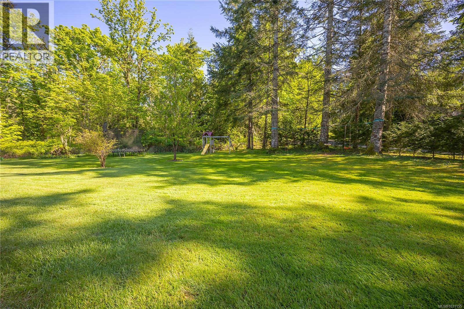 4299 Entrance Ave, Ladysmith