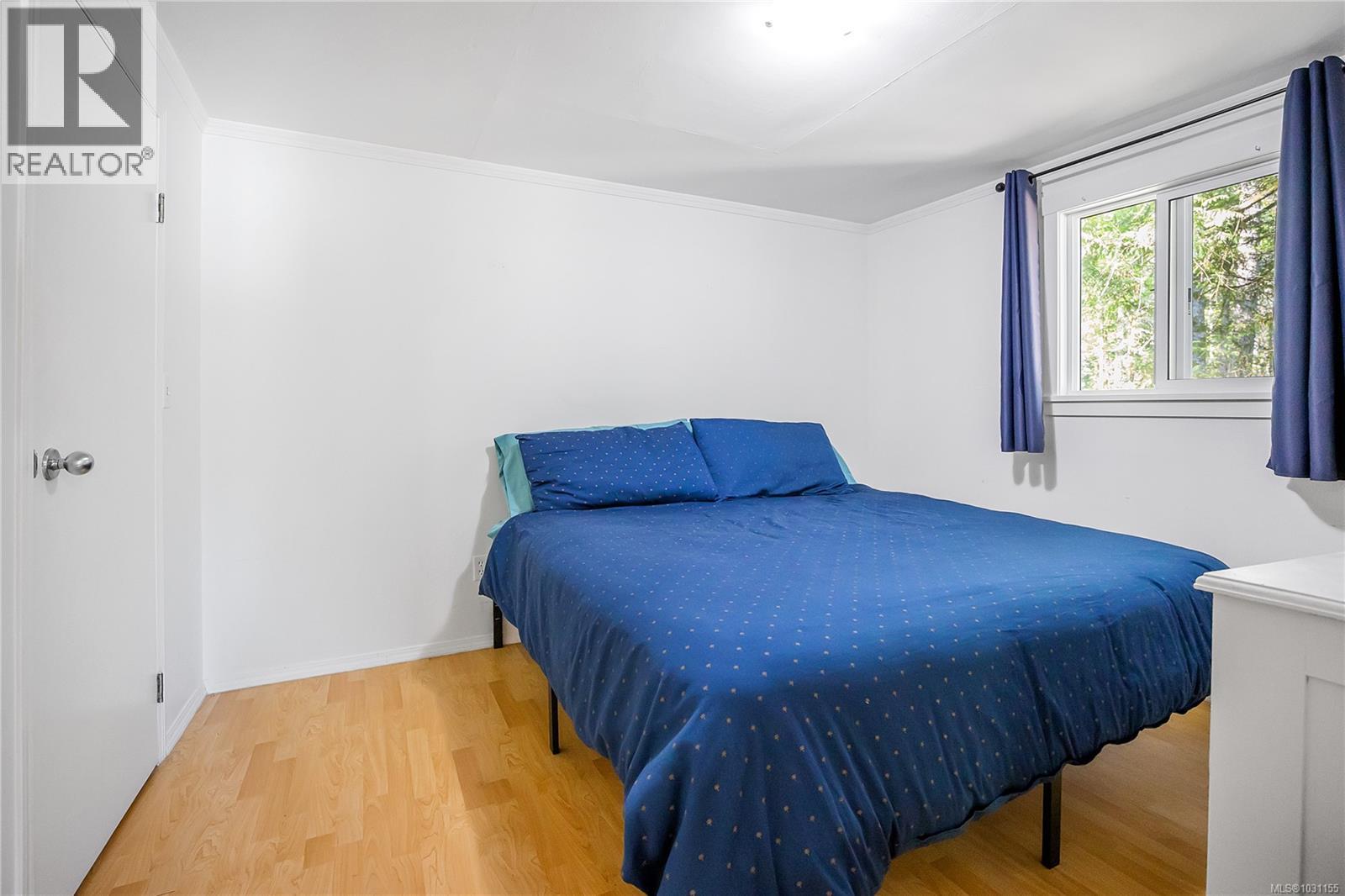 4299 Entrance Ave, Ladysmith