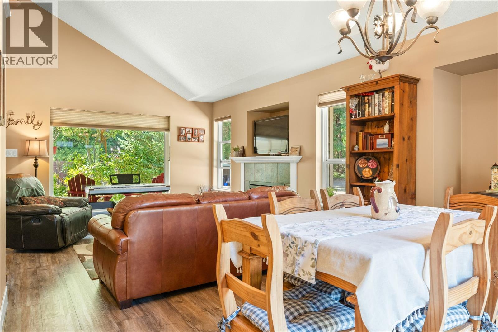 2100 Cedar Rd - 23