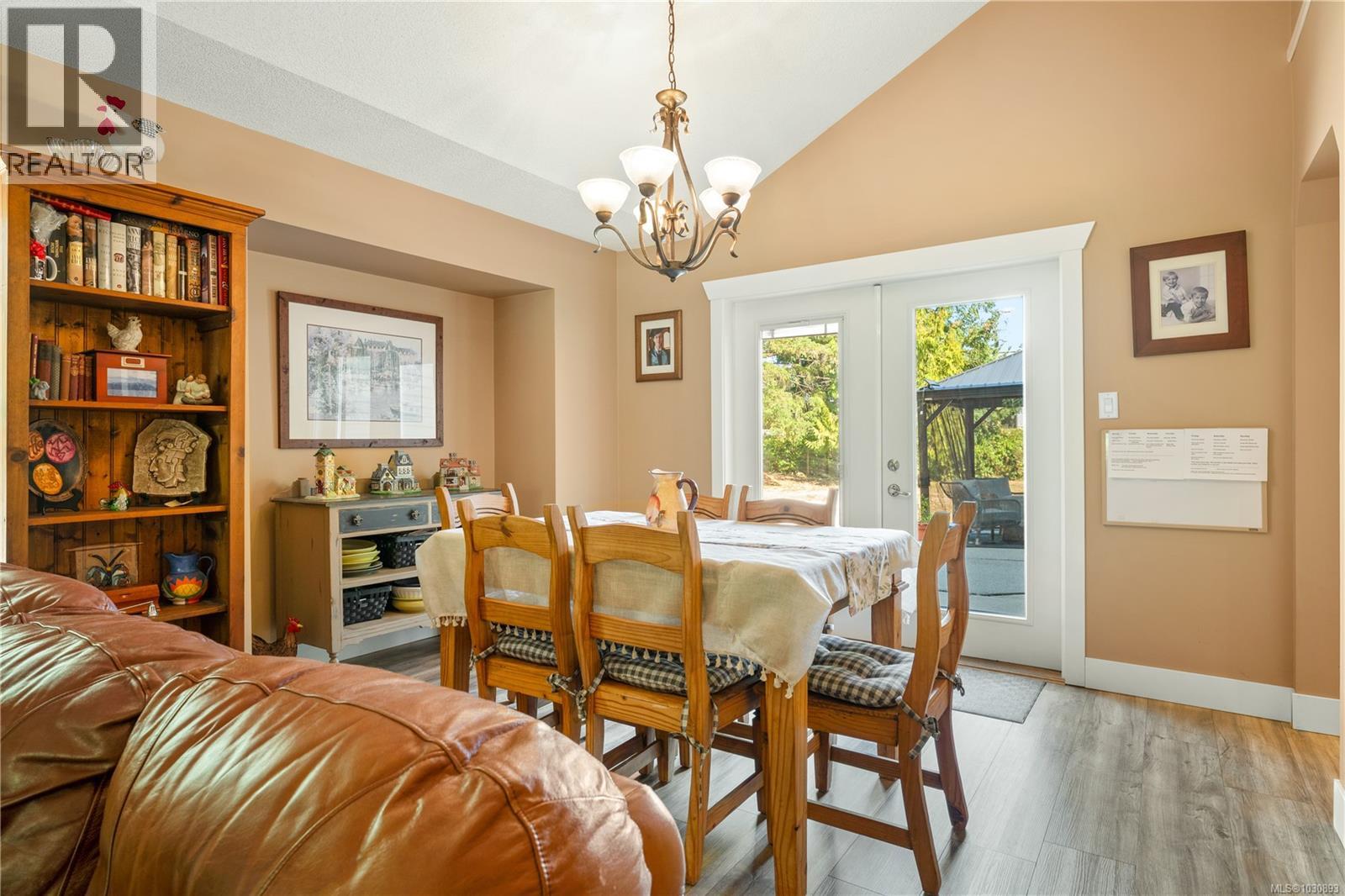 2100 Cedar Rd - 24
