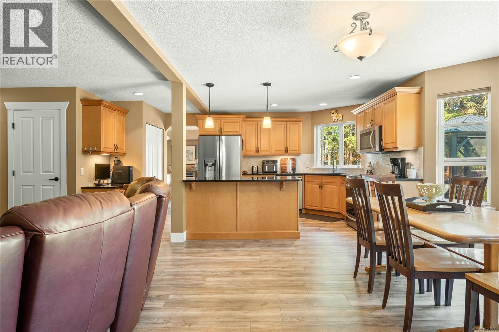 2100 Cedar Rd - 35