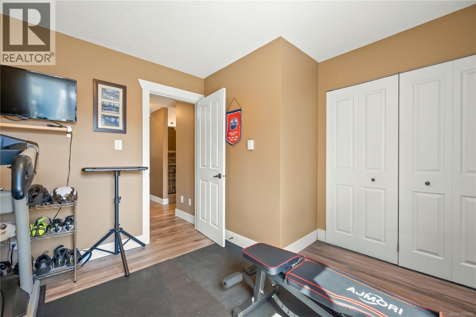 2100 Cedar Rd - 39