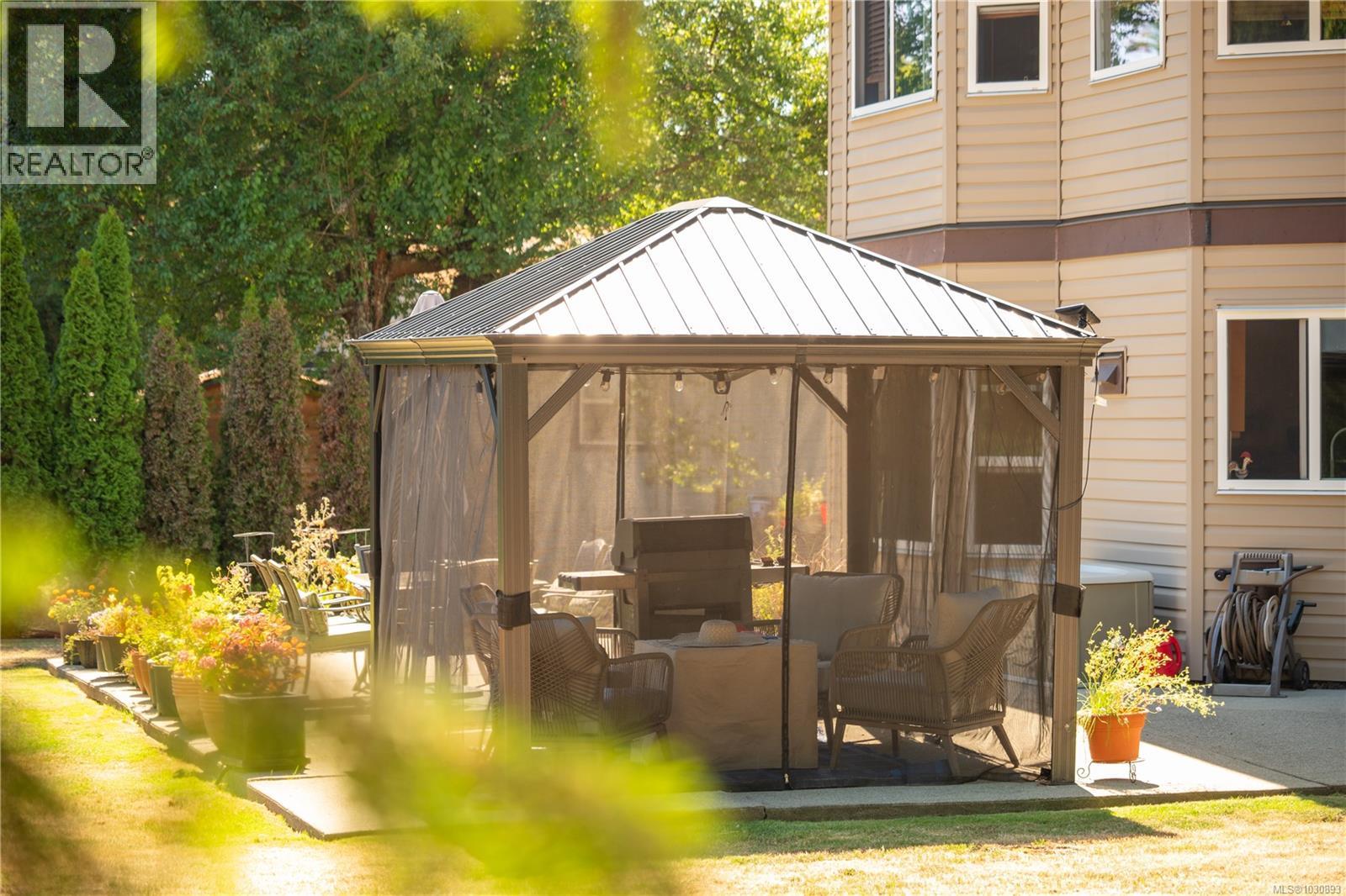 2100 Cedar Rd - 7