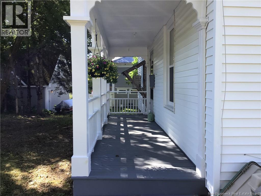 16 Dow Street - 2