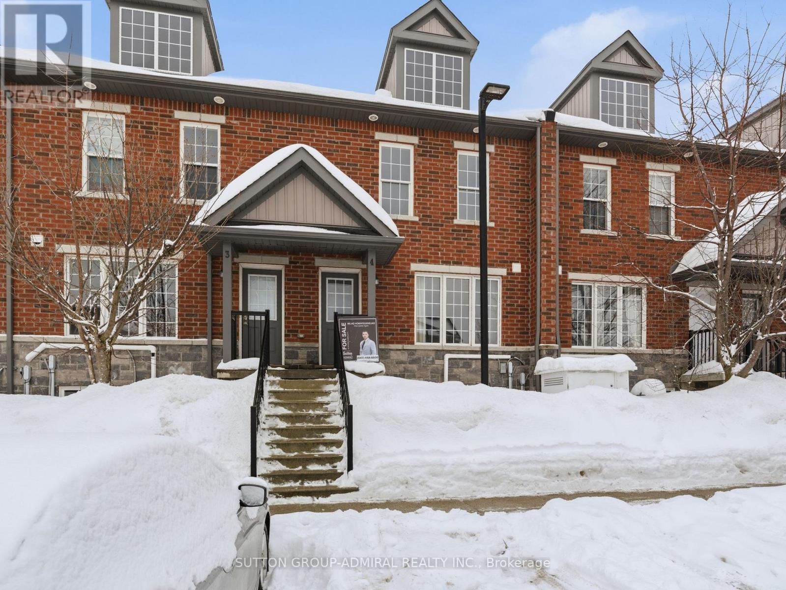 4 - 244 PENETANGUISHENE ROAD