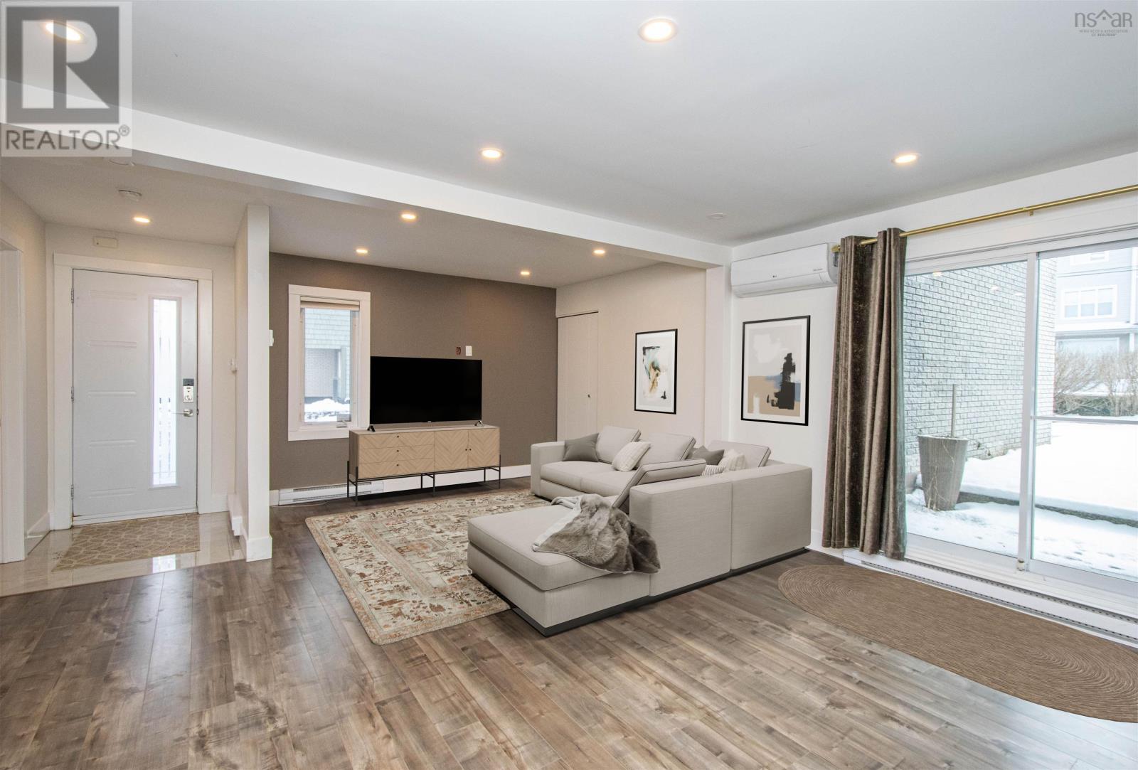 Property 3 of 49 of 5877 Gainsborough Place