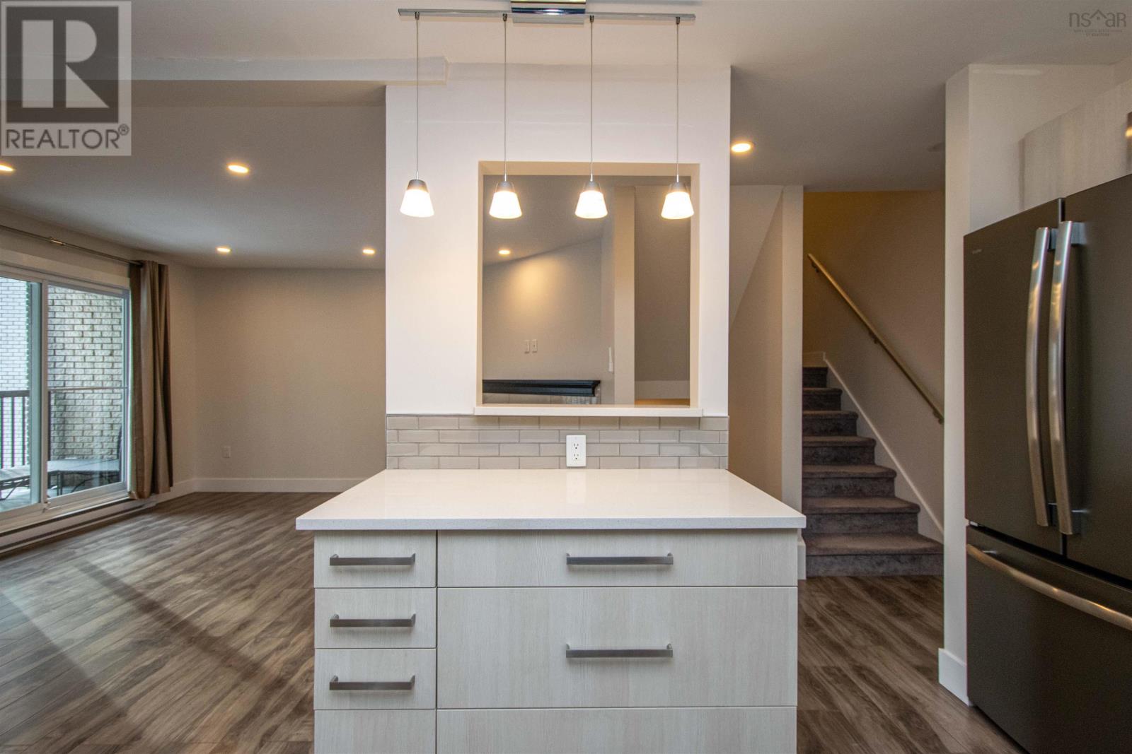 Property 8 of 49 of 5877 Gainsborough Place