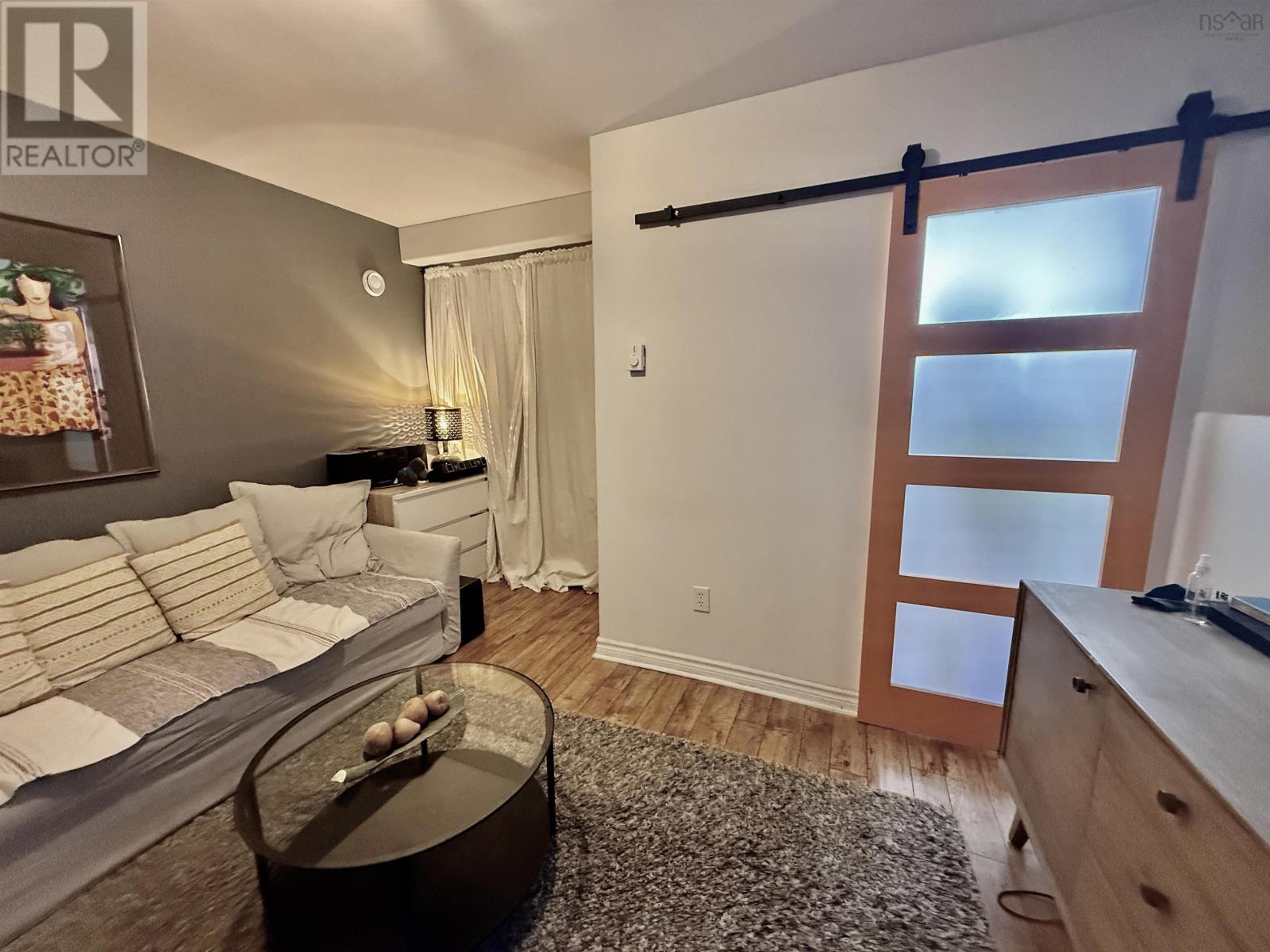 Property 27 of 36 of 207 Green Village Lane