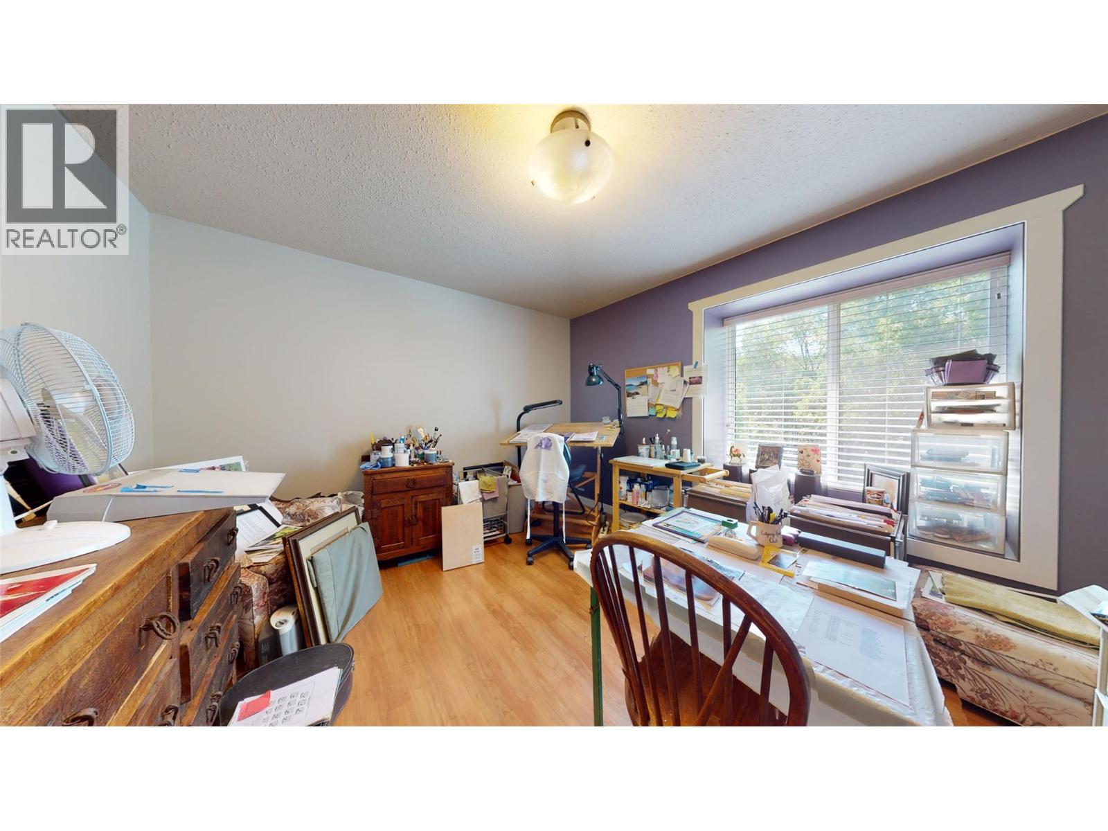 205 GREASEWOOD Avenue - 22