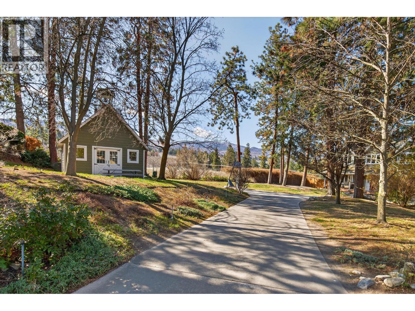 486 Bayhill Place, Kelowna