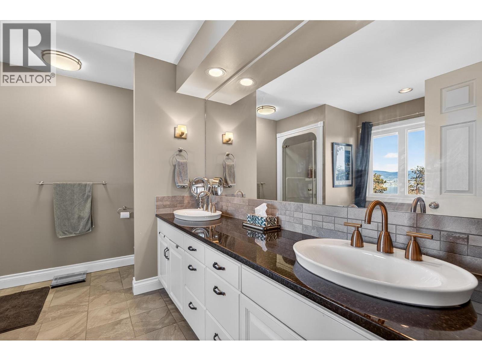 486 Bayhill Place, Kelowna